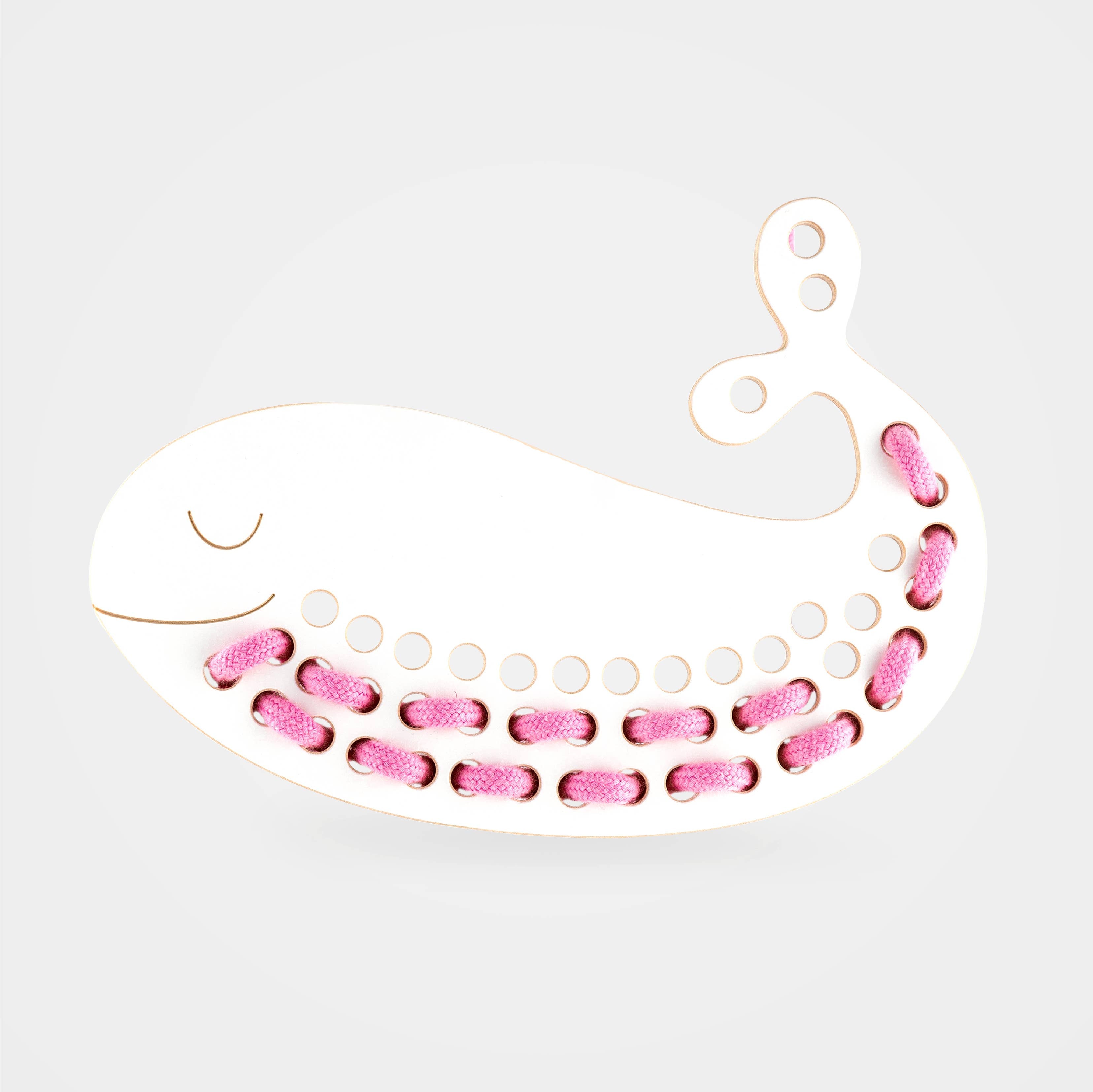 Fädelspiel aus Holz „Linus der Wal“ – Montessori-inspiriertes Lernspielzeug