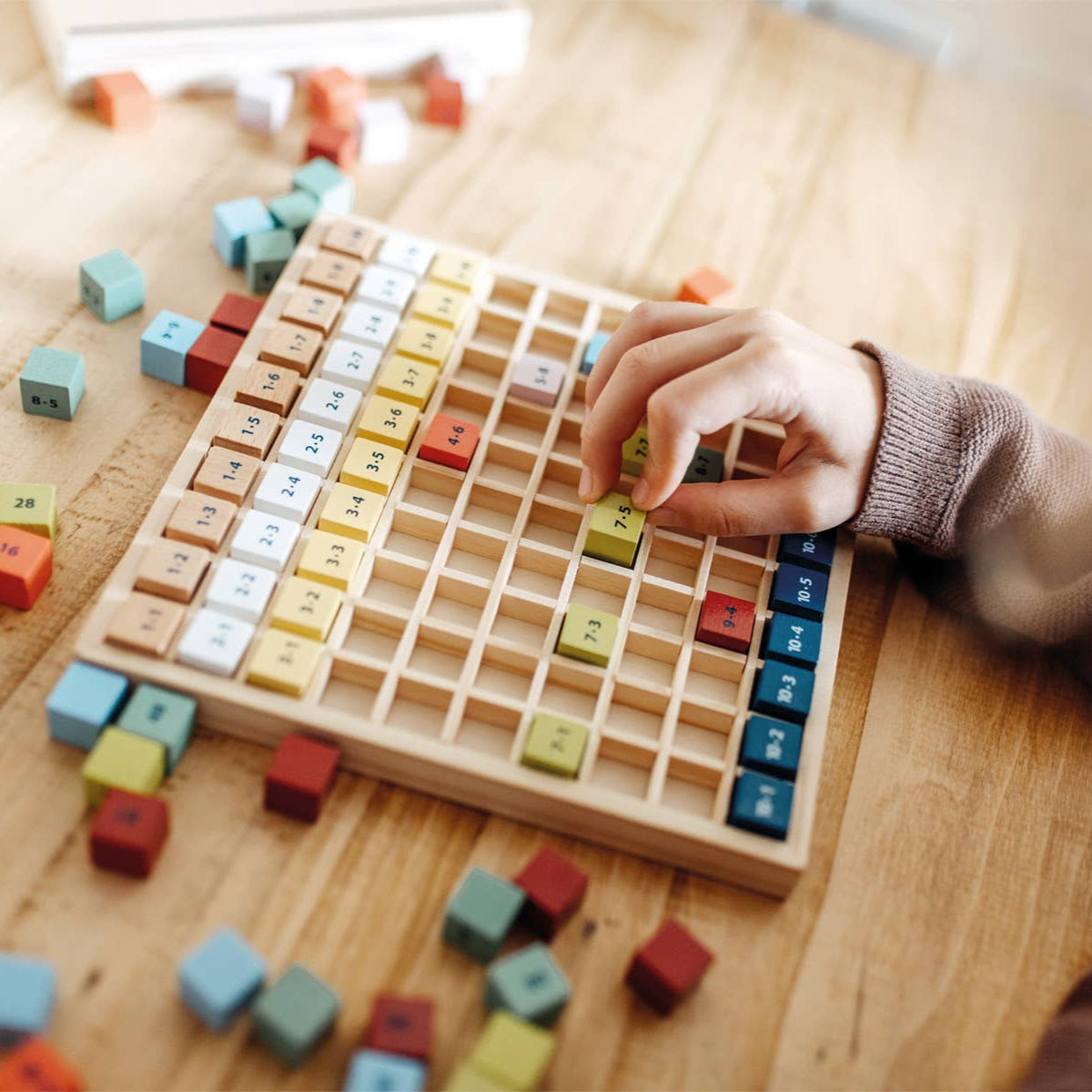 Rechenbrett aus Holz – Spielerisch das Einmaleins lernen