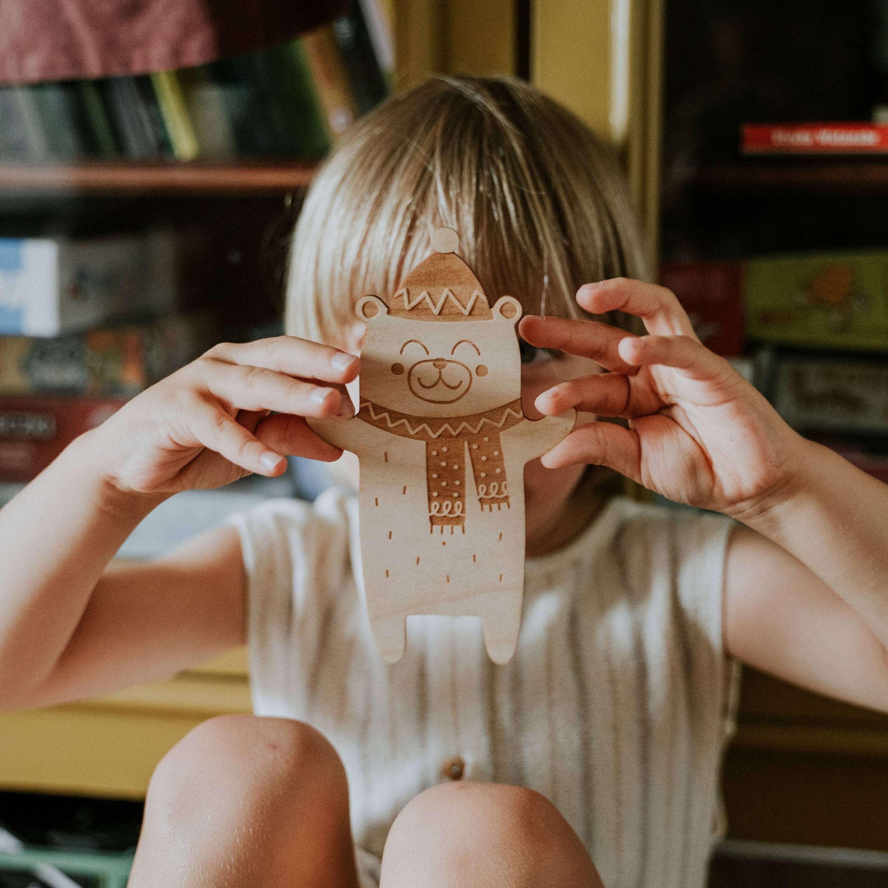 Lesezeichen aus Holz – Bär