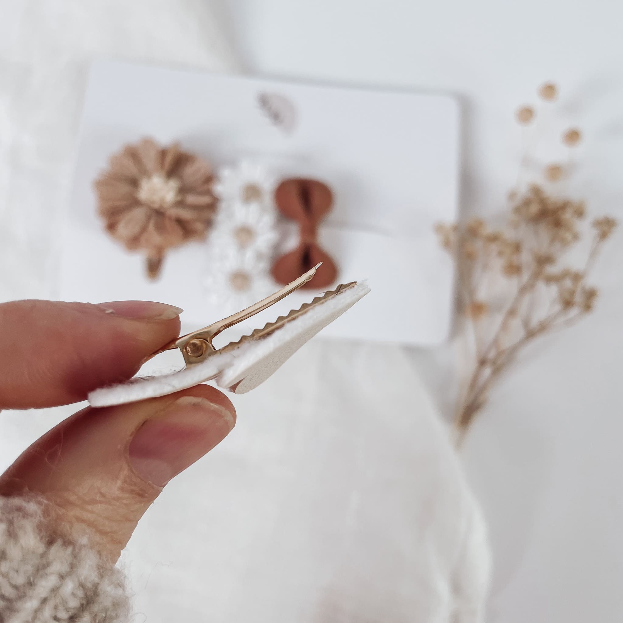 Haarspangen-Set mit Blumen, Schleife und Herzen – Lana