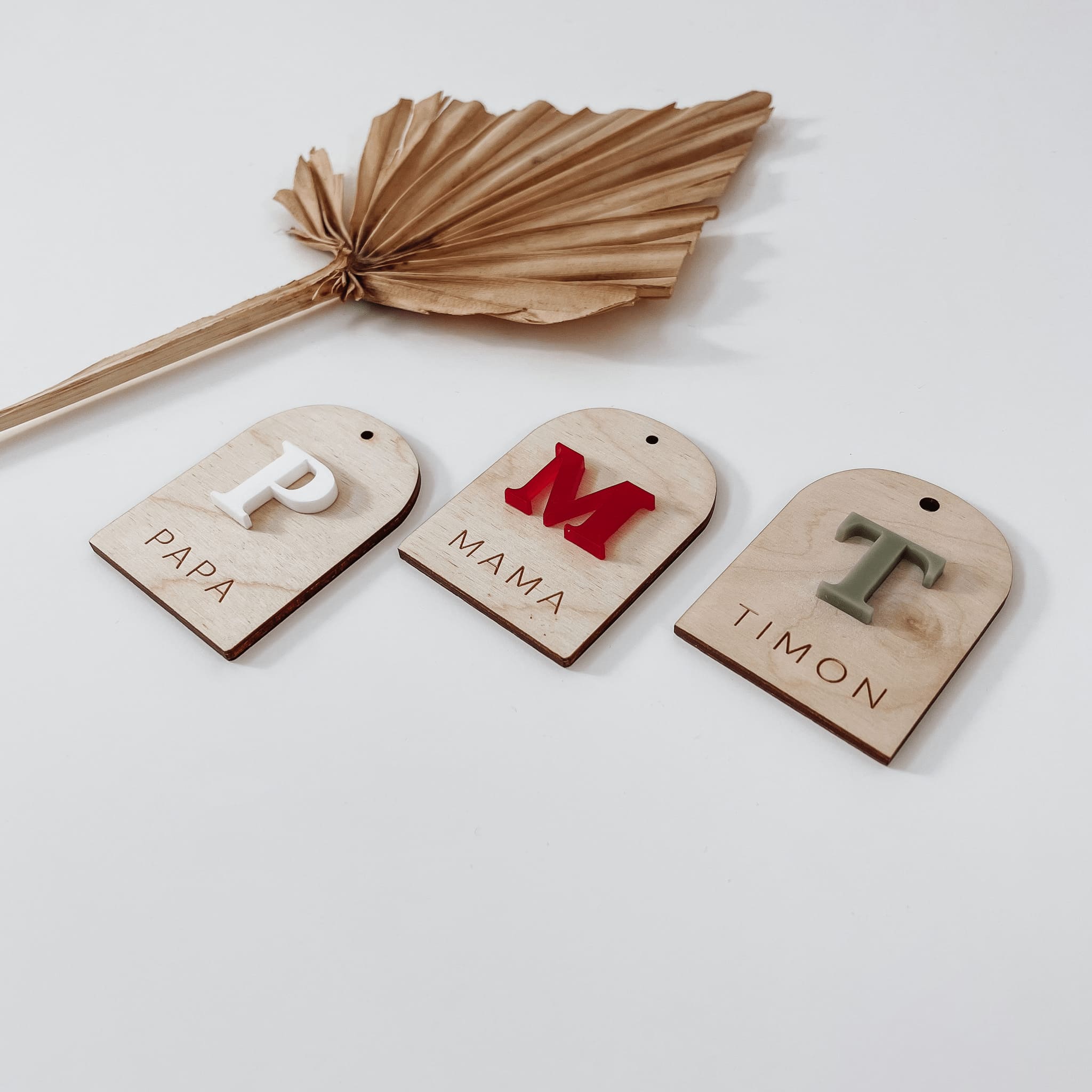 Holzanhänger personalisiert mit 3D Buchstaben