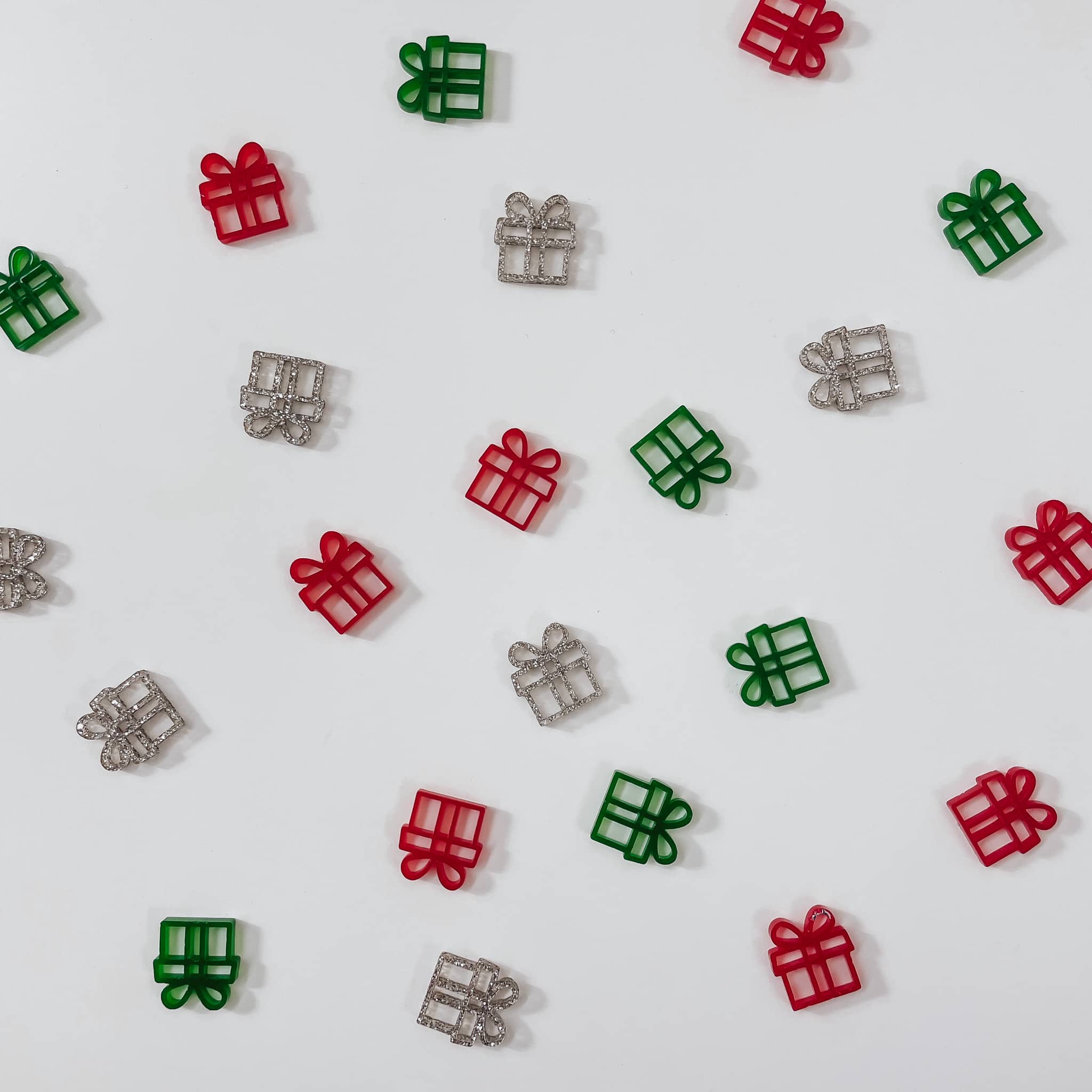 Konfetti Geschenke – Individuelles Acryl für deine Tischdekoration