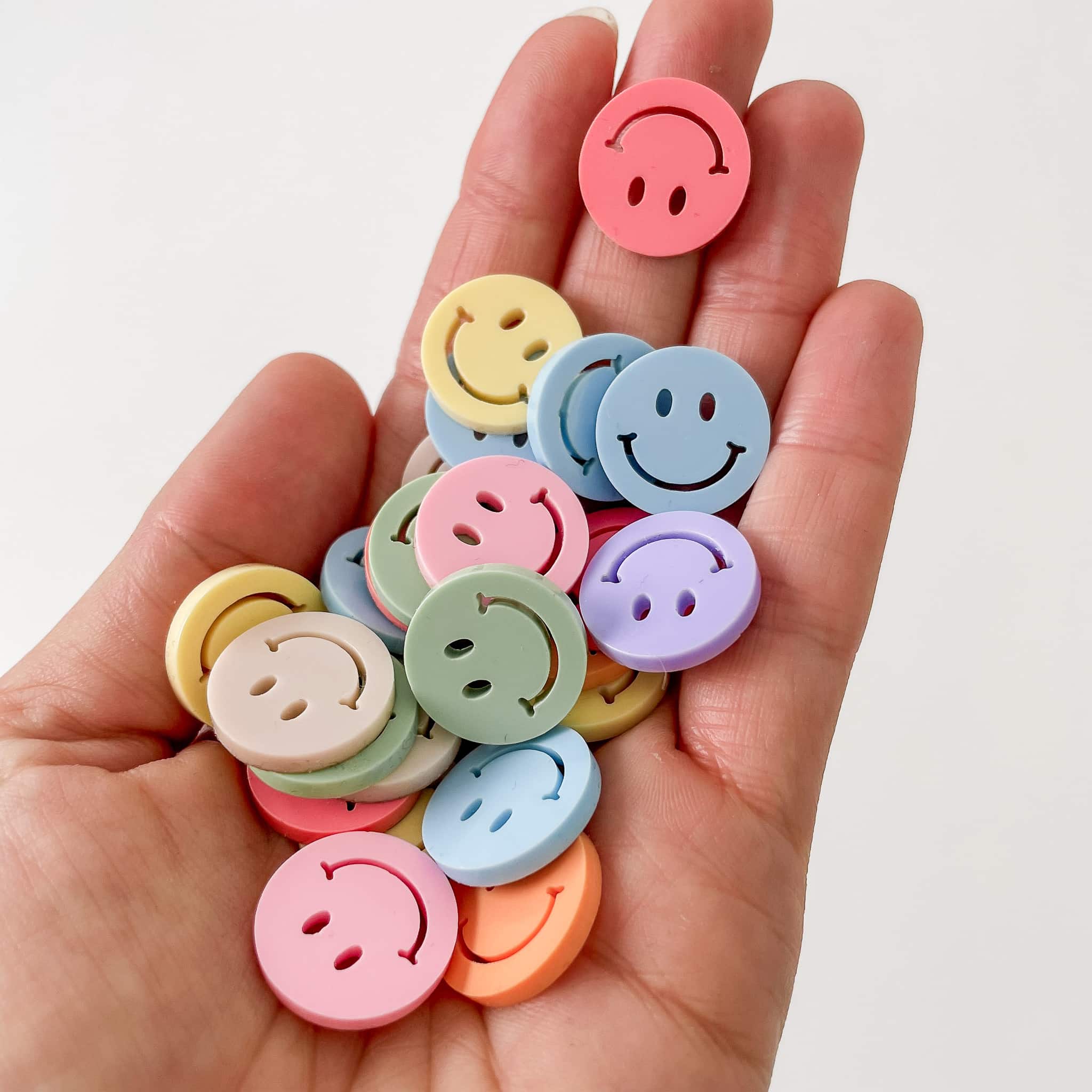 Konfetti Smileys – Nachhaltige Tischdeko für deine Feier