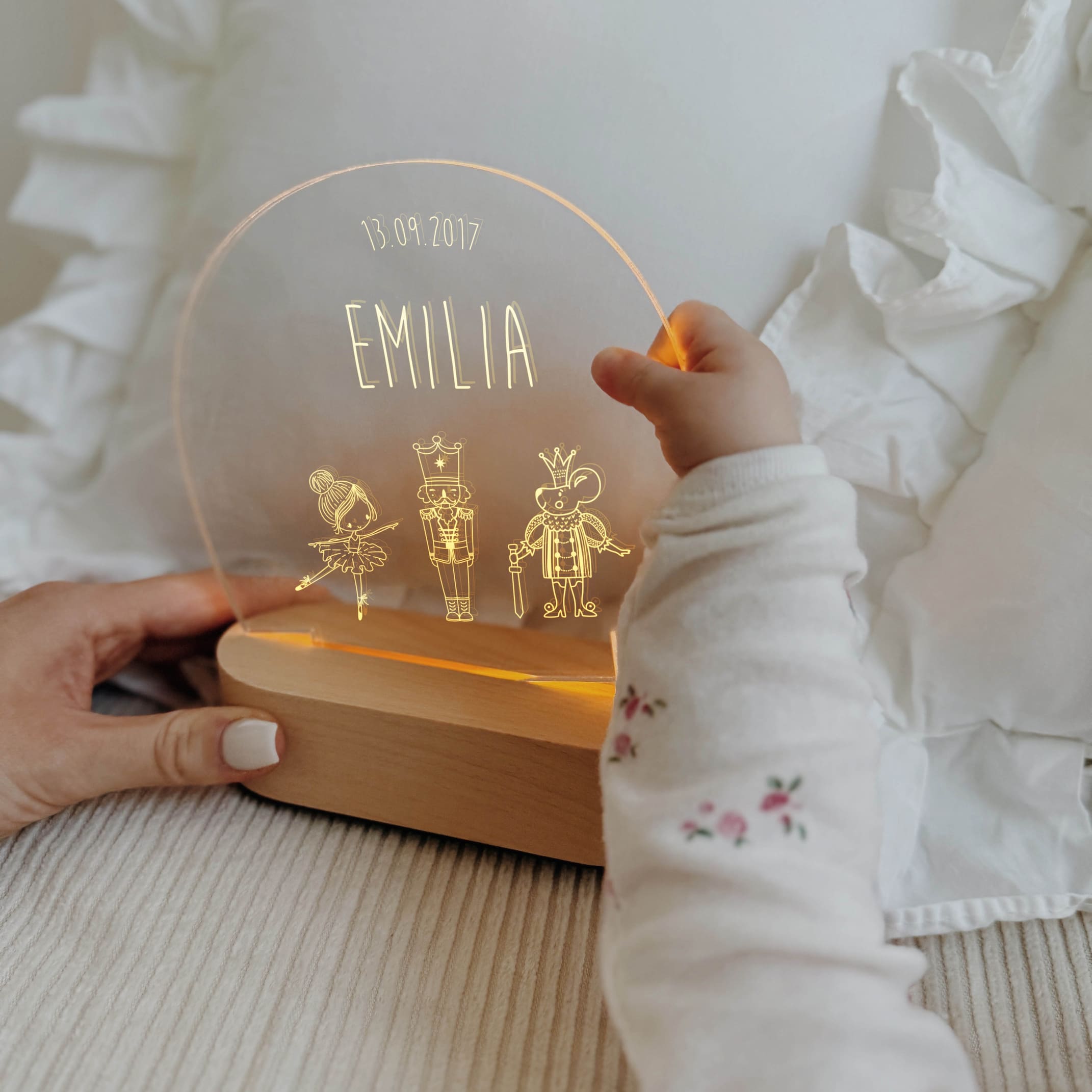 Nachtlicht Kinder personalisiert – LED Lampe Traumwelten
