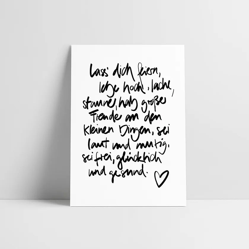 POSTKARTE LASS DICH FEIERN – LOVE IS THE NEW BLACK