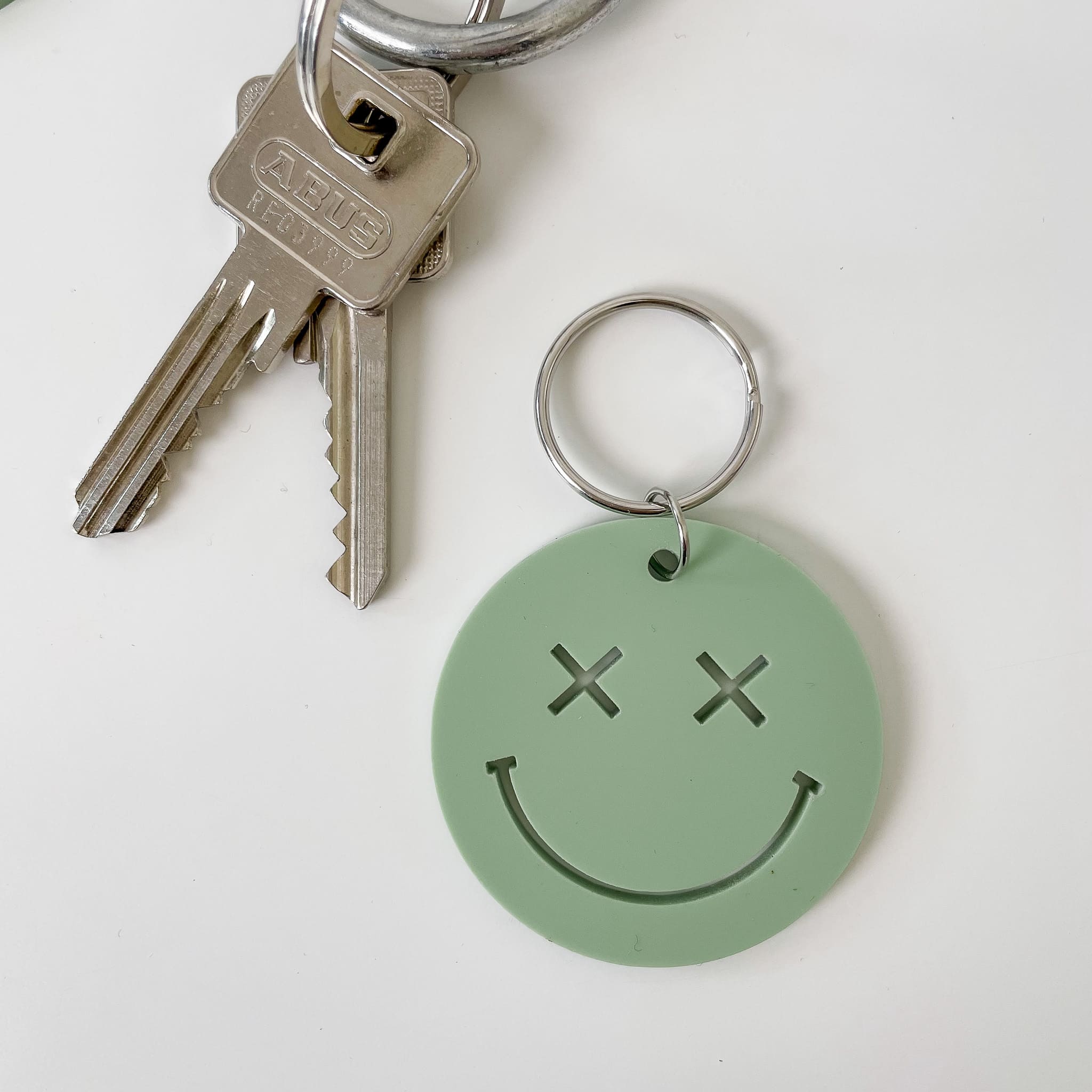 Smiley Arcyl-Schlüsselanhänger personalisiert