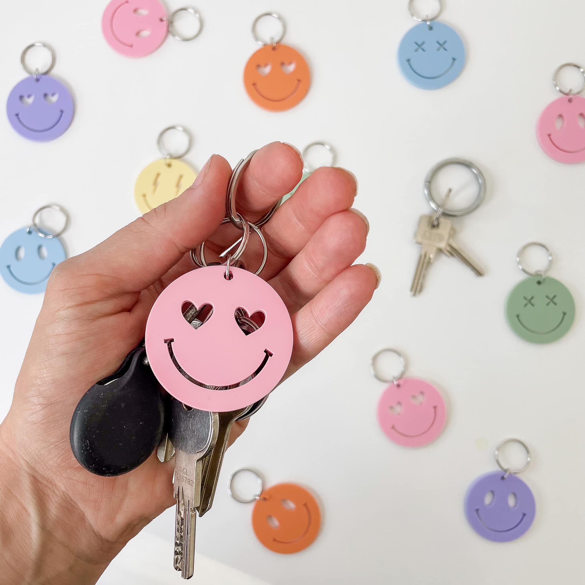 Smiley Arcyl-Schlüsselanhänger personalisiert