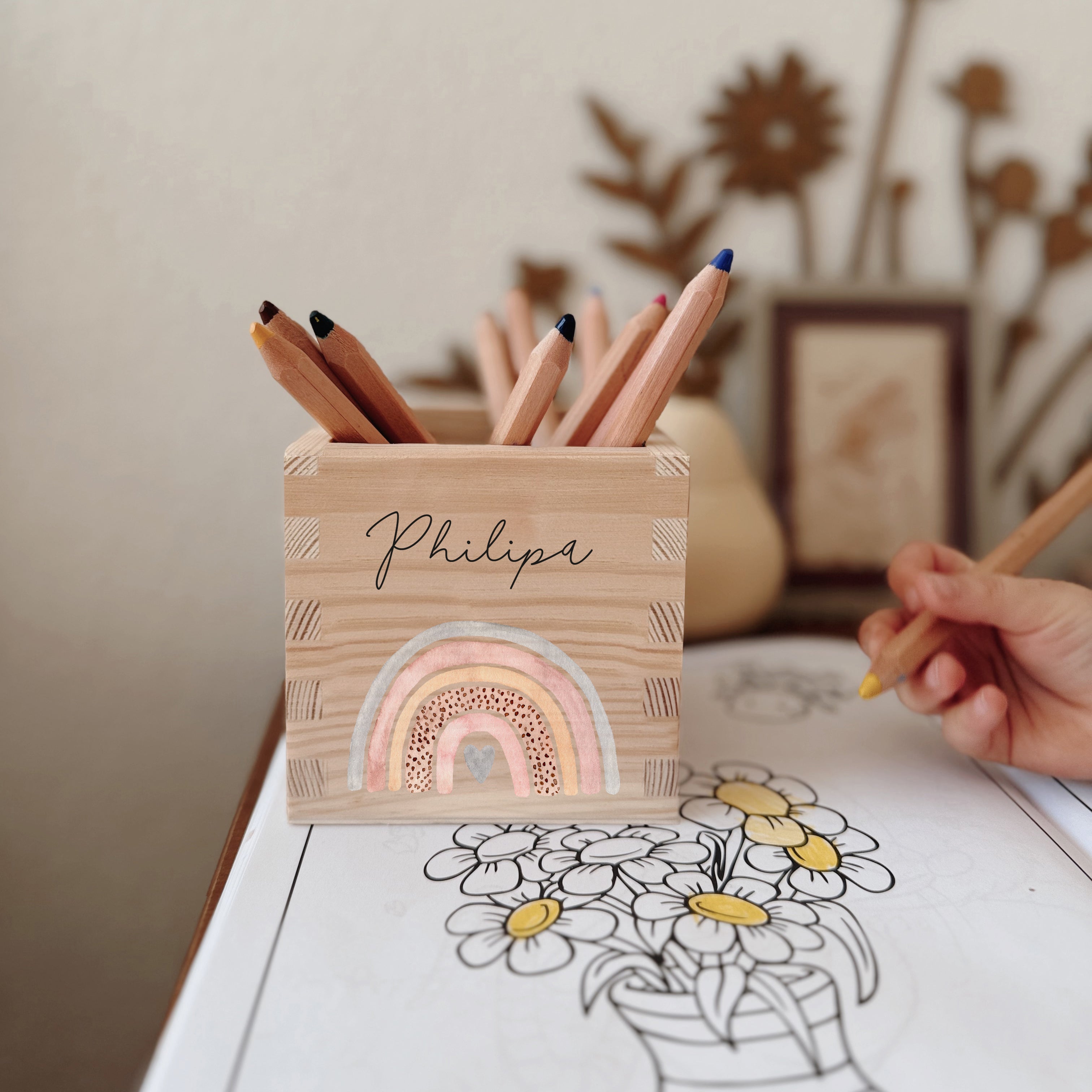 Stiftehalter Holz personalisiert - Bedruckt Regenbogen
