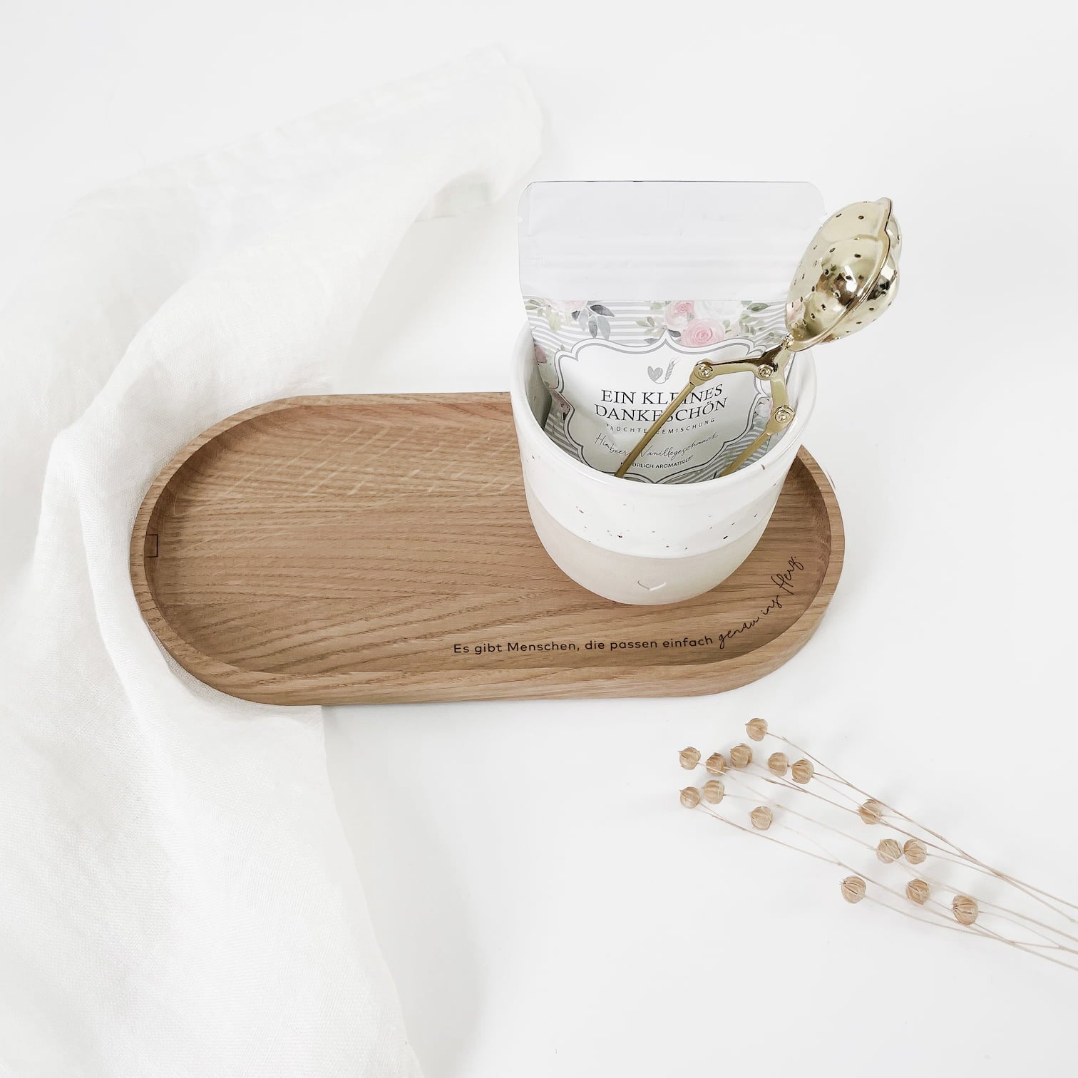 Besonderes Holztablett '... genau ins Herz'