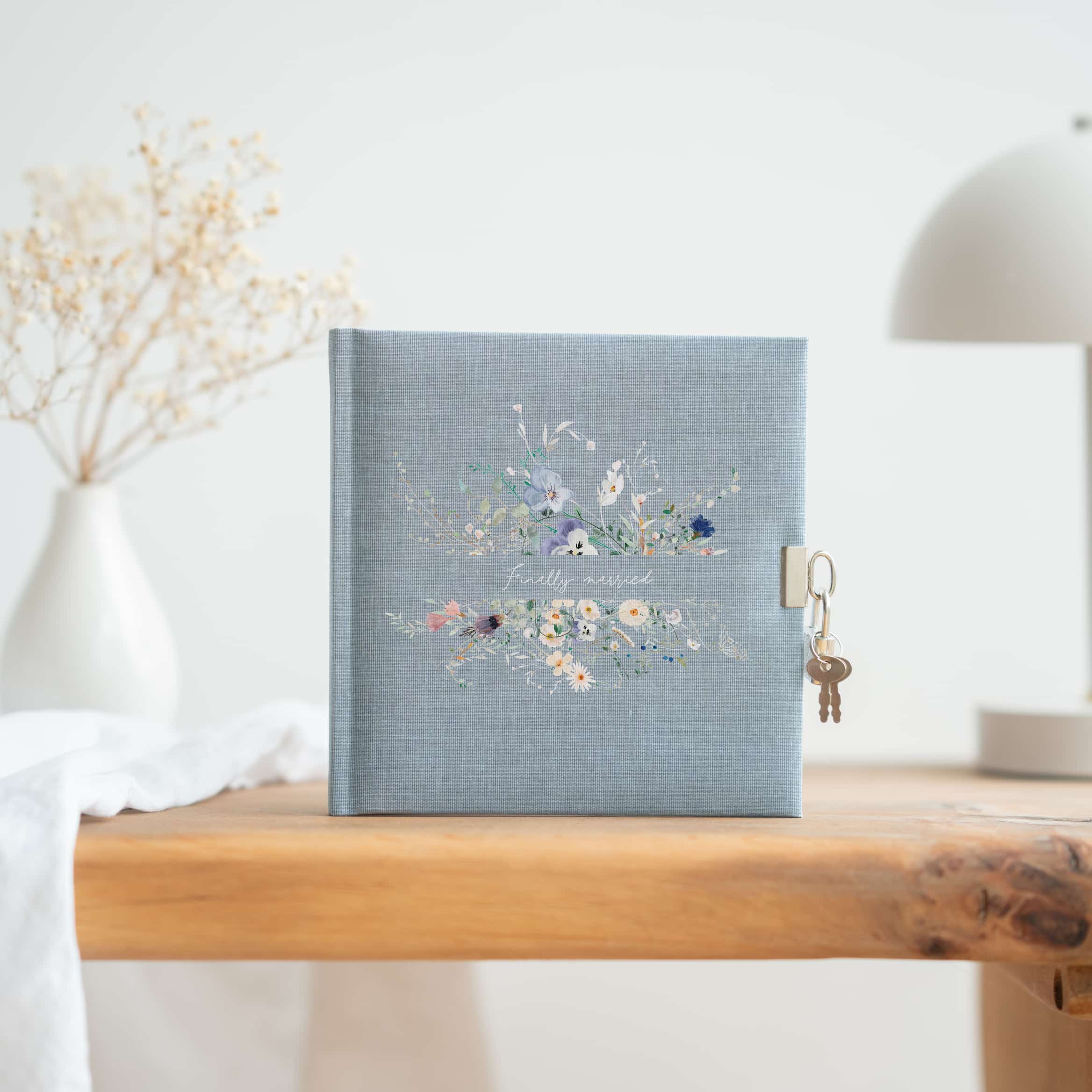 Gästebuch aus Leinen personalisierbar