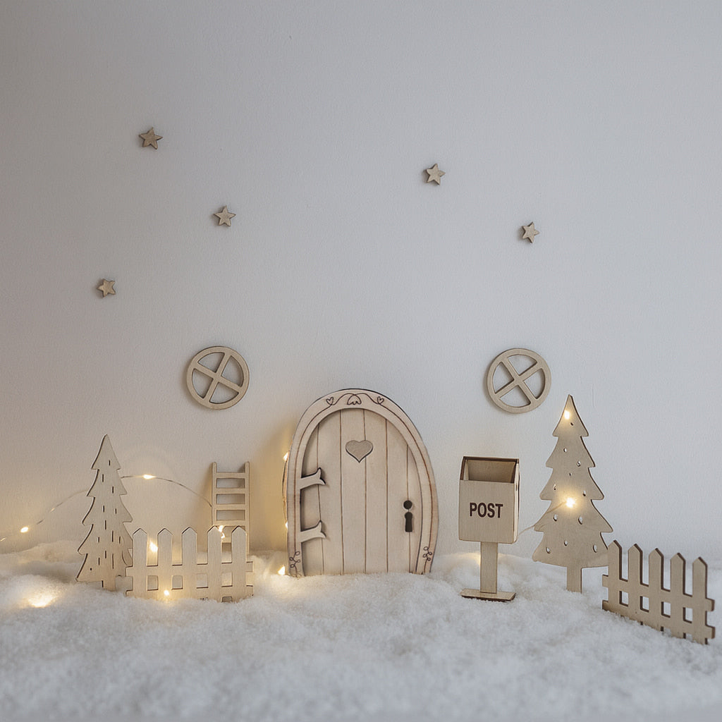 Wichteltür Set personalisiert aus Holz – 14-teilig für Kinder & Weihnachten