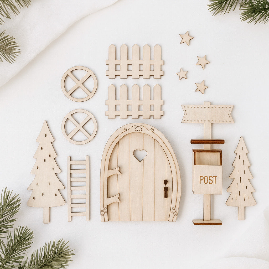 Wichteltür Set personalisiert aus Holz – 14-teilig für Kinder & Weihnachten