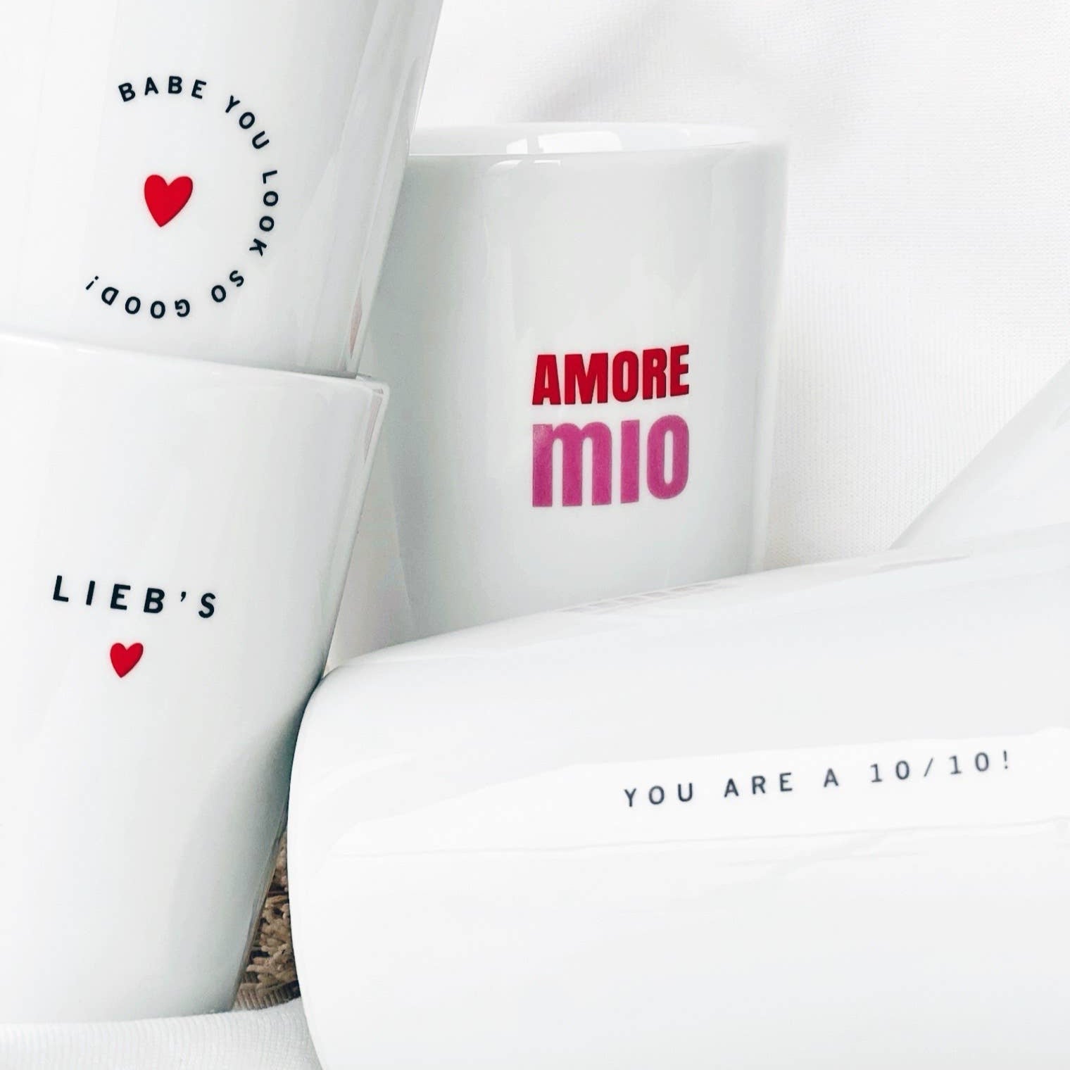 Becher aus Porzellan - Spread Love - lyllevenn