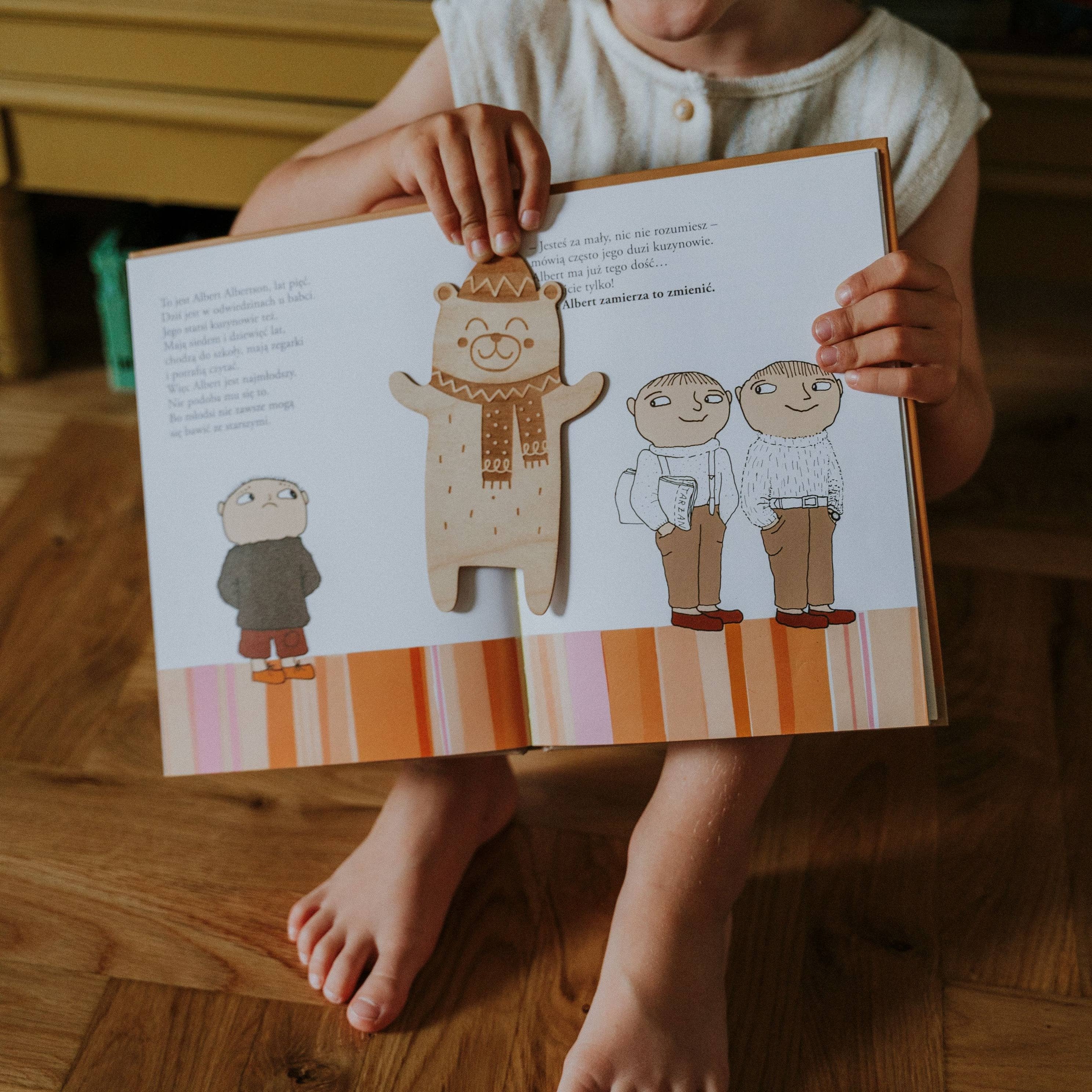 Lesezeichen aus Holz – Bär