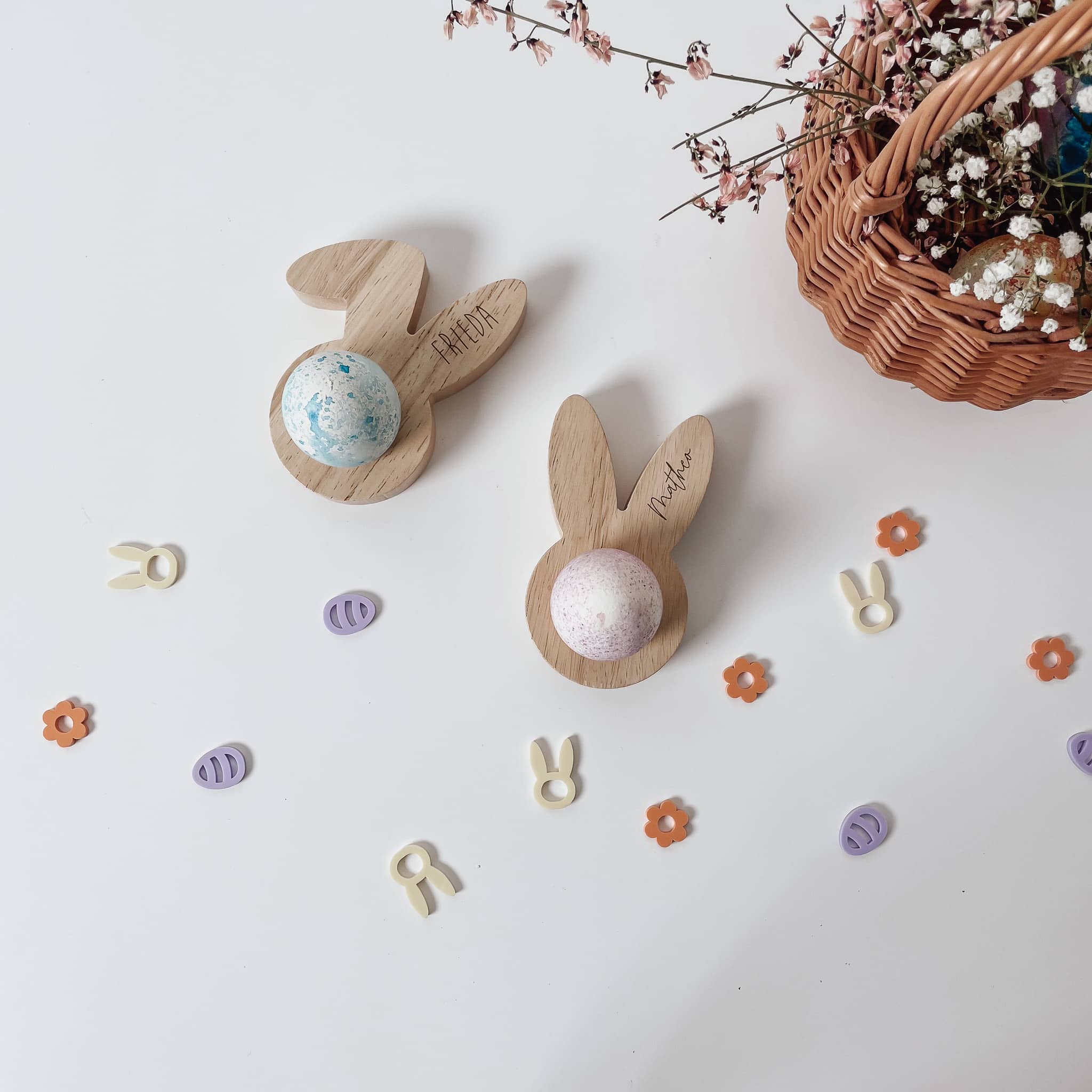 Eierbecher personalisiert Holz - Hase - lyllevenn