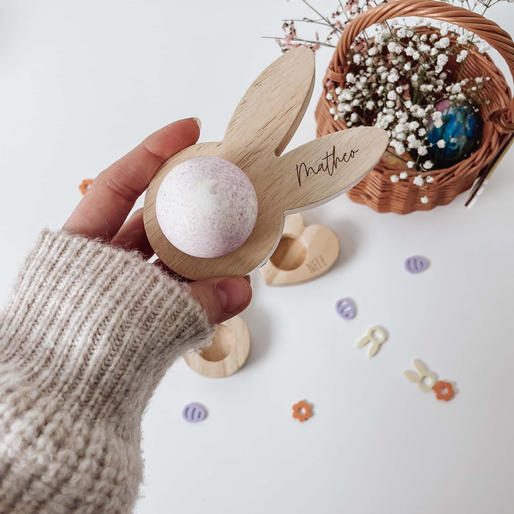 Eierbecher personalisiert Holz - Hase - lyllevenn