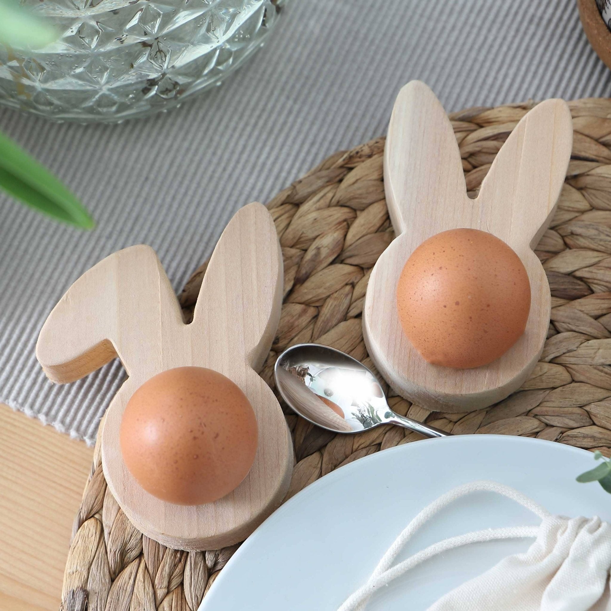 Eierbecher personalisiert Holz - Hase - lyllevenn