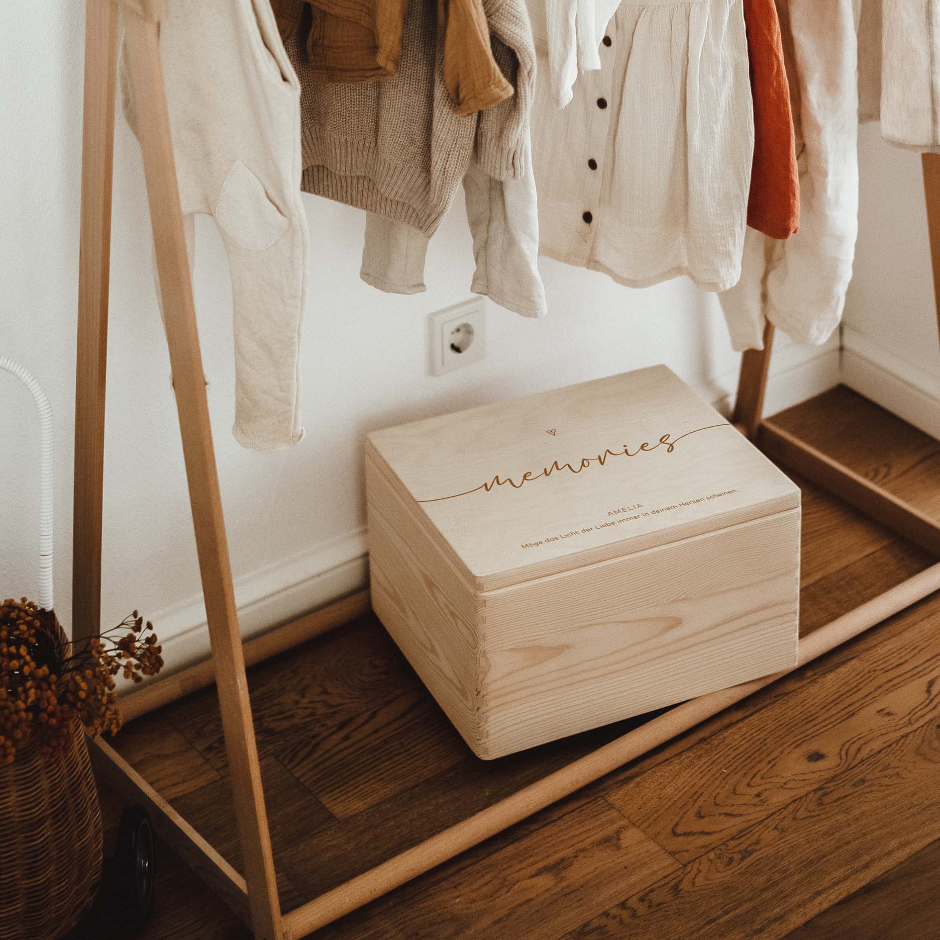 Erinnerungskiste Holz personalisiert - Baby memories - lyllevenn