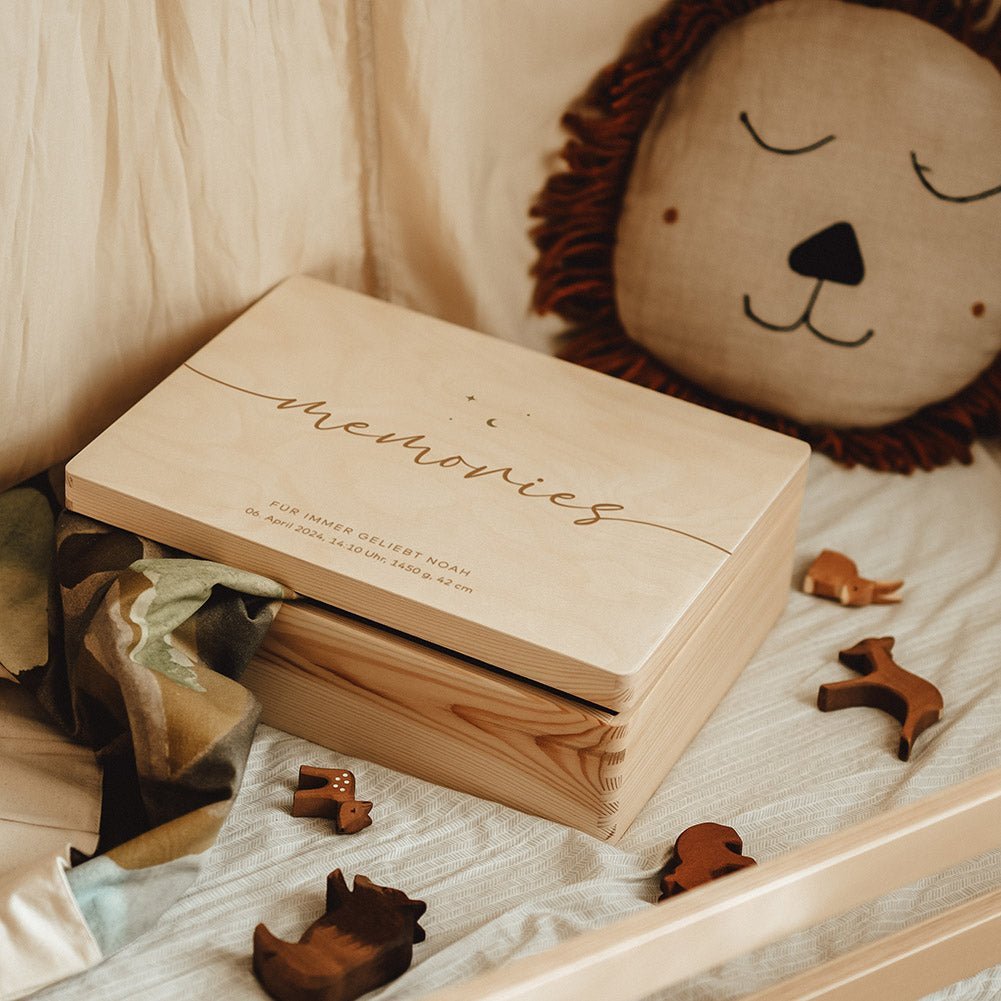 Erinnerungskiste Holz personalisiert - Baby memories - lyllevenn