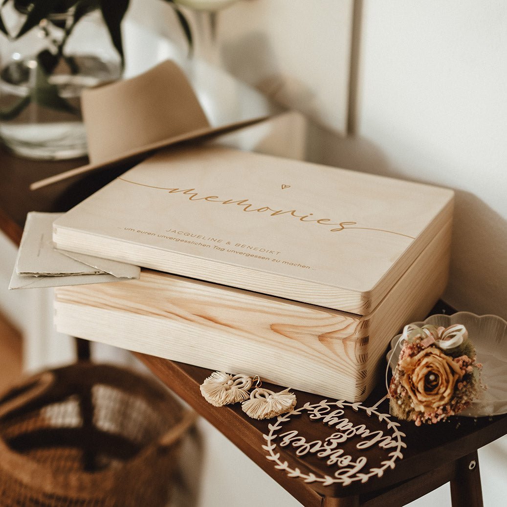 Erinnerungskiste Holz personalisiert - Memories - lyllevenn