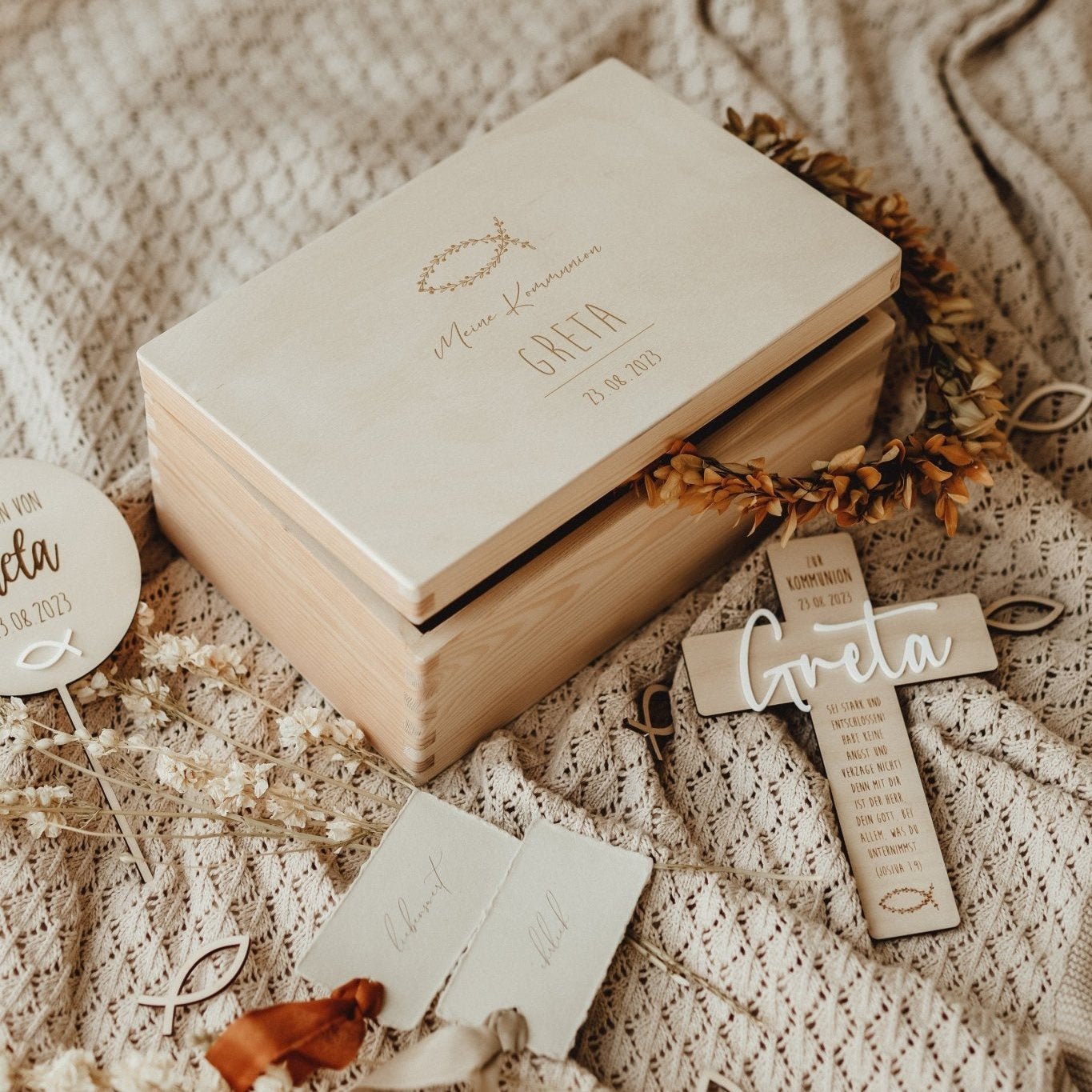 Erinnerungskiste Holz personalisiert - Taufe & Kommuion - lyllevenn
