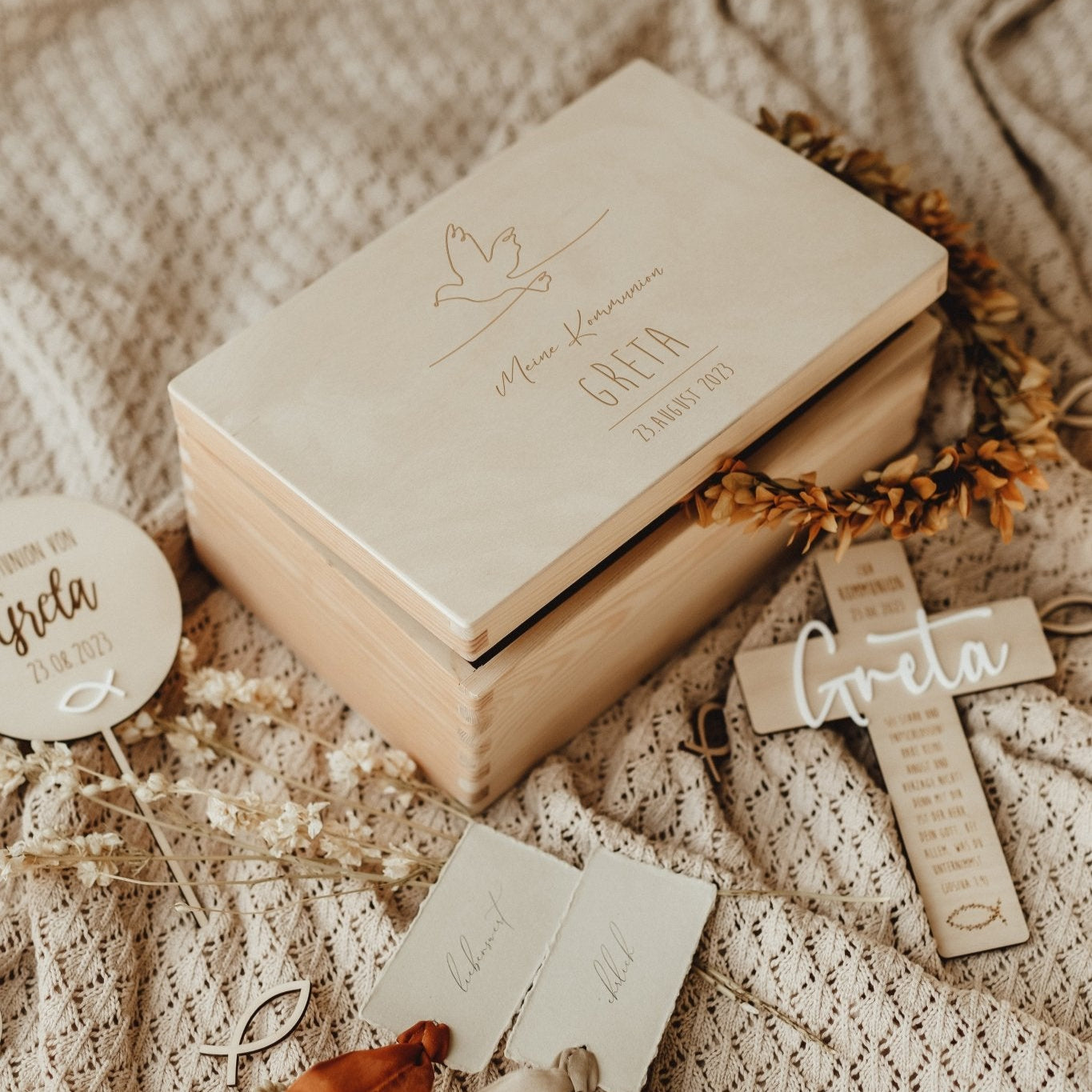 Erinnerungskiste personalisiert, 3D Elemente – Taufe und Kommunion - lyllevenn