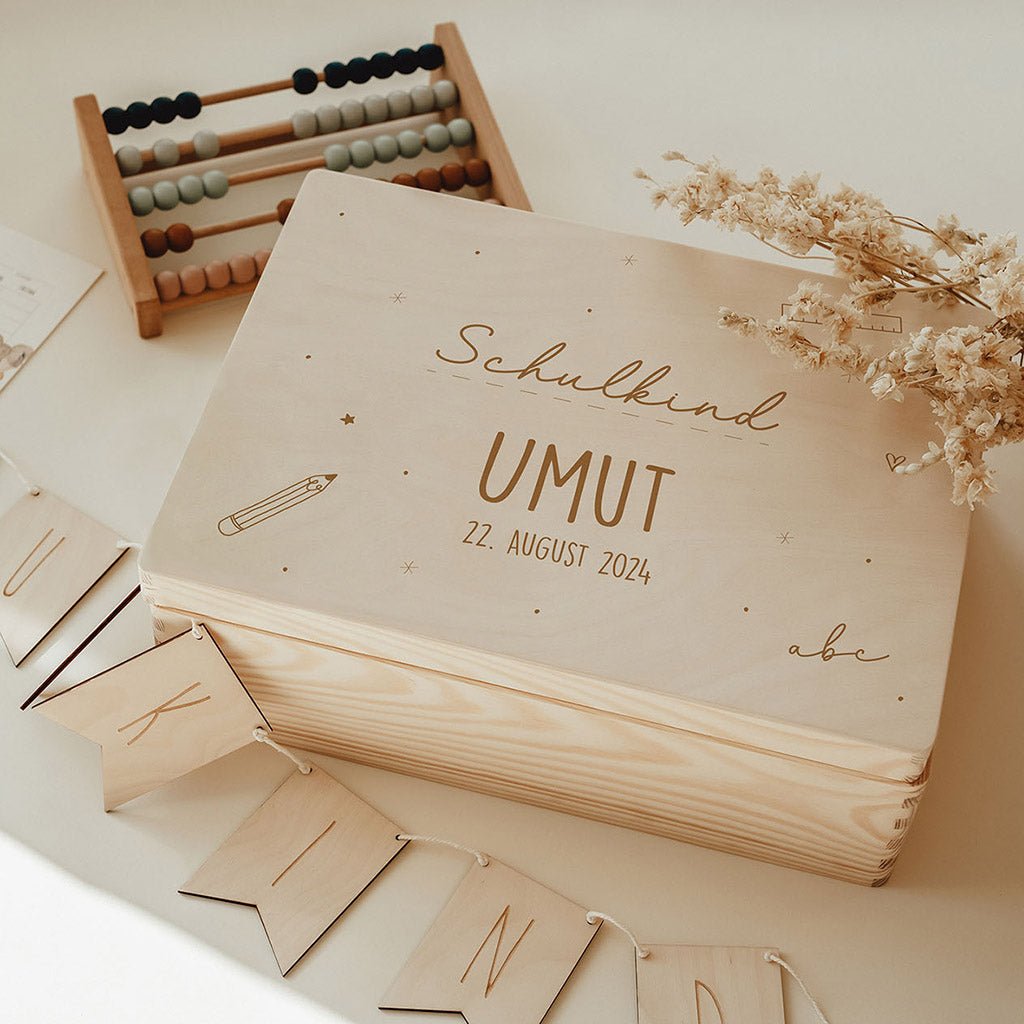Erinnerungskiste personalisiert – Schulkind - lyllevenn