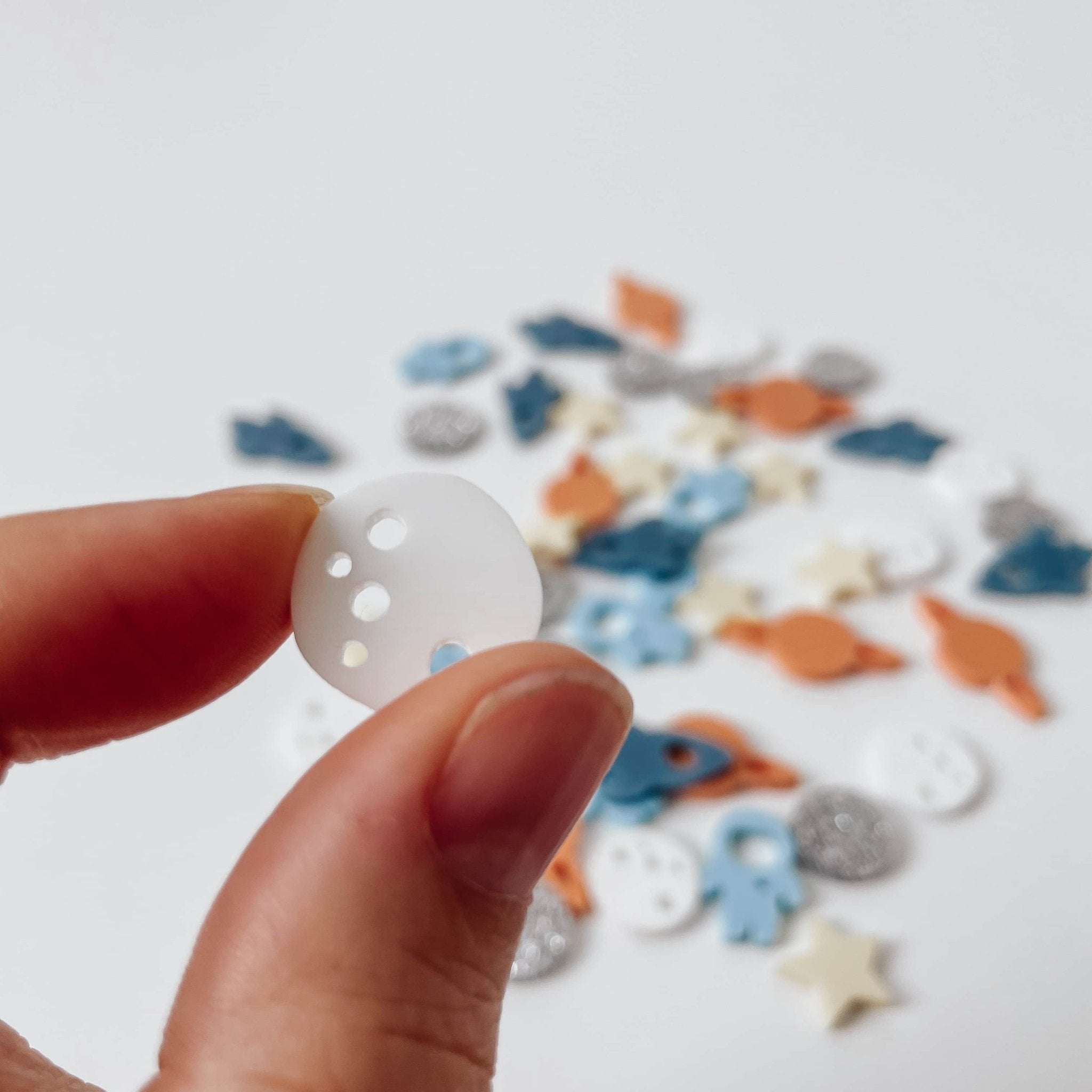 Nachhaltiges Konfetti aus Acryl - Weltall - lyllevenn