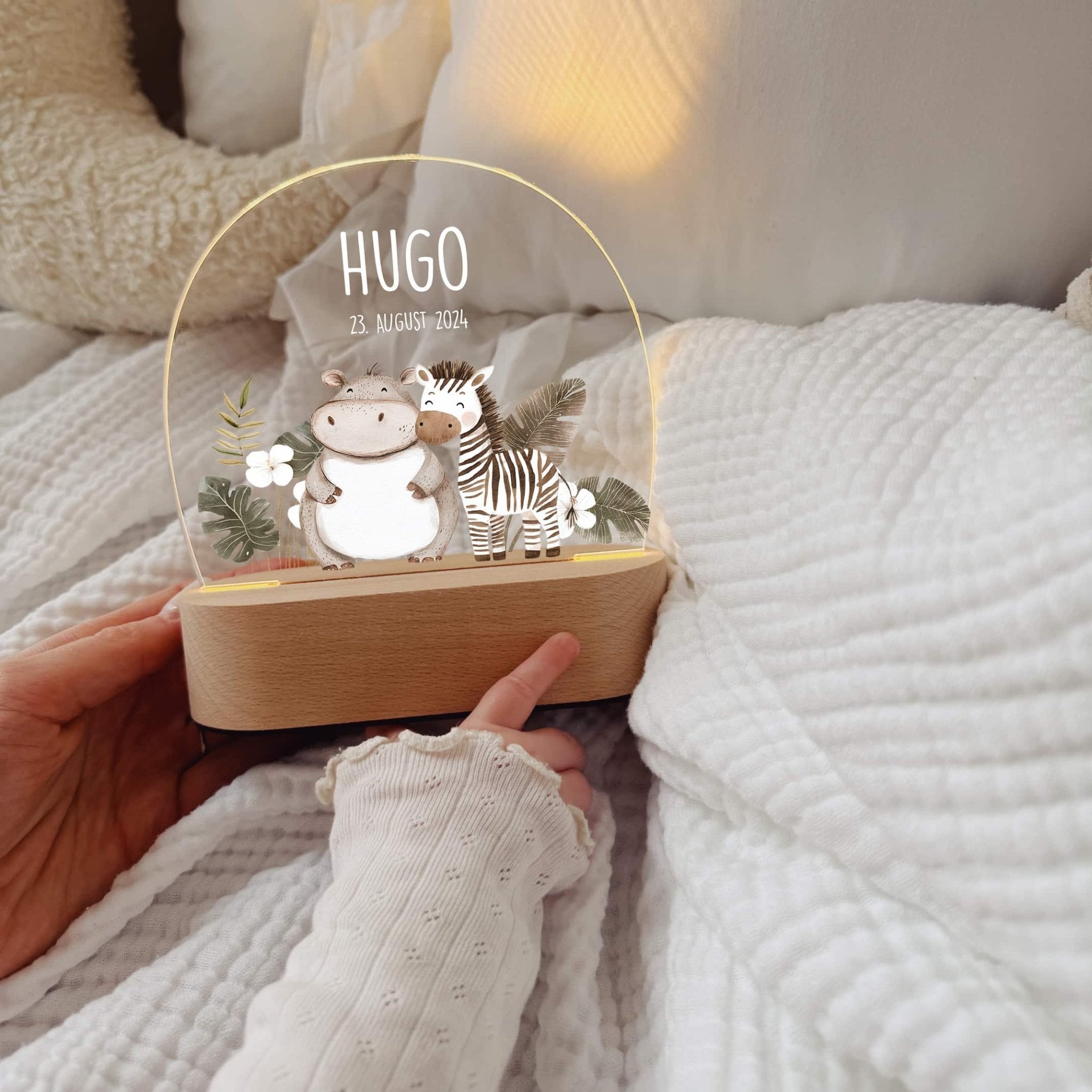 Nachtlicht Kinder personalisiert – LED Lampe bedruckt Safari - lyllevenn