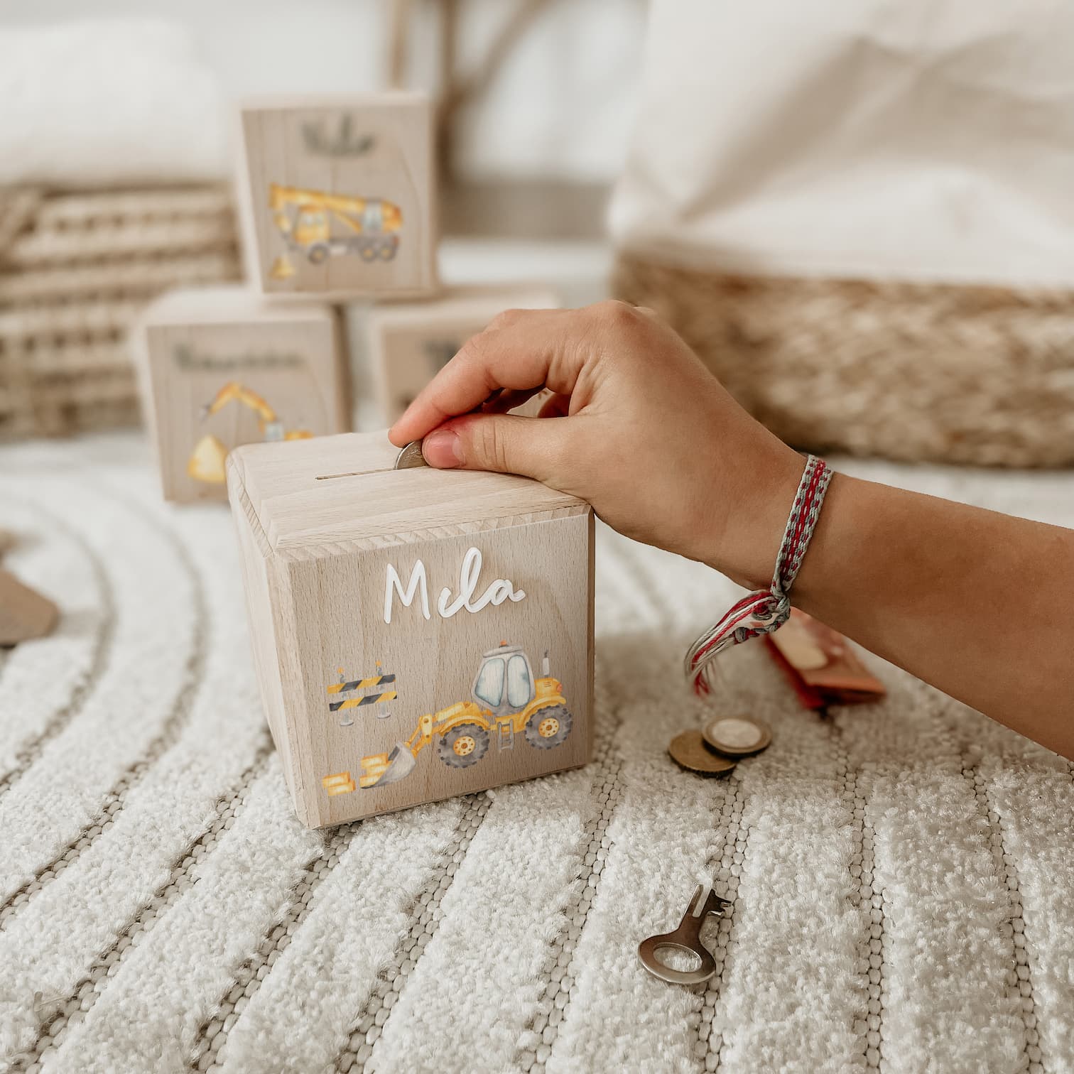Spardose personalisiert aus Holz – Baustelle