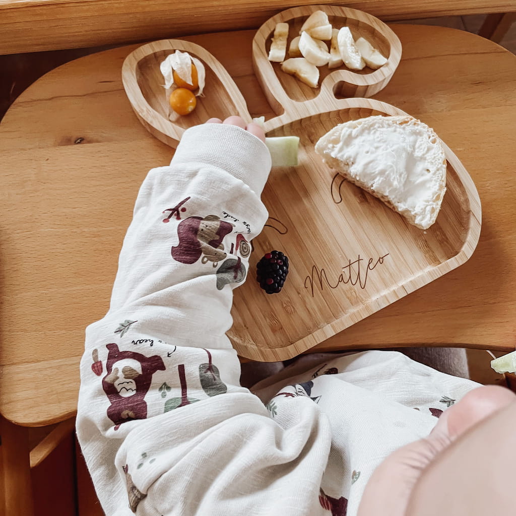 Personalisierter Kinderteller - Hase - lyllevenn