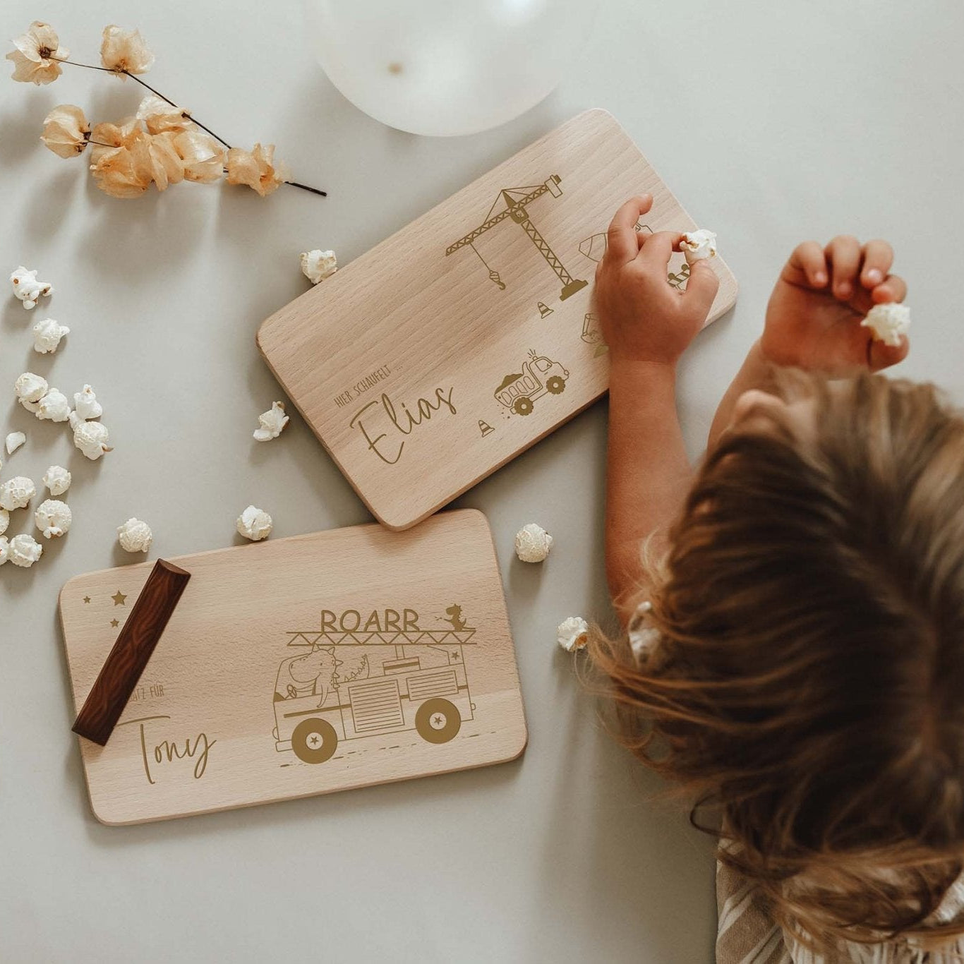 personalisiertes Frühstücksbrettchen - Bagger - lyllevenn-store