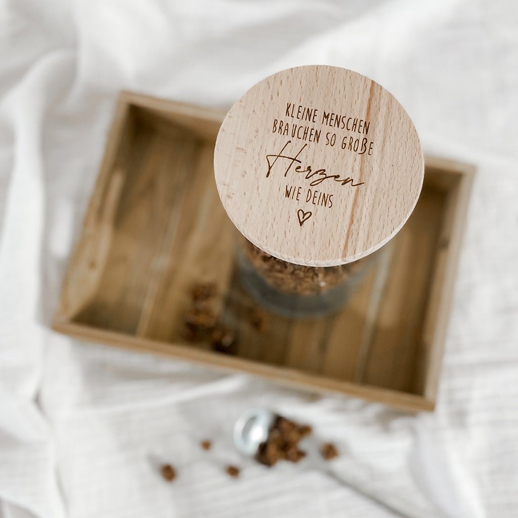 Personalisiertes Vorratsglas – grosse Herzen - lyllevenn