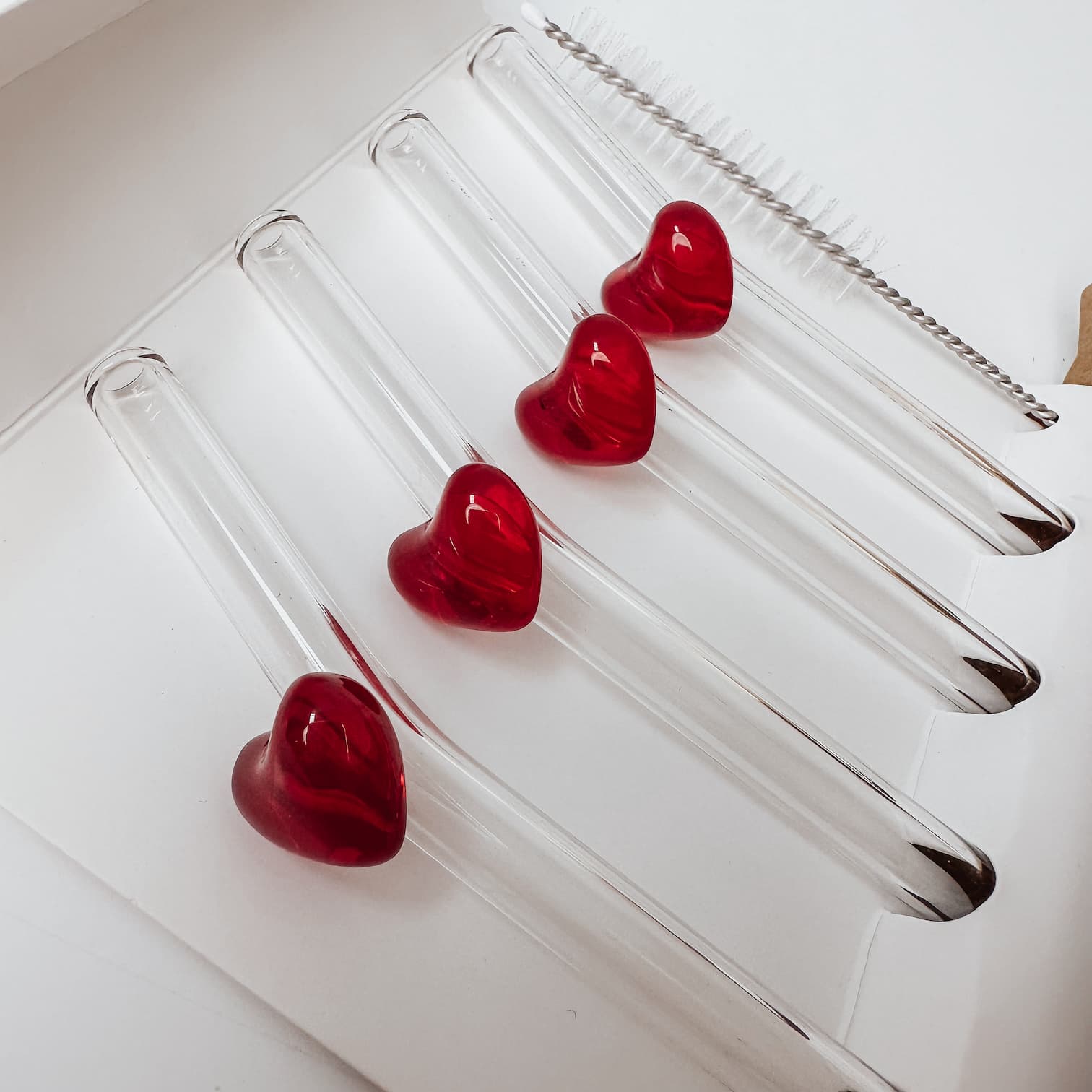 Strohhalme Herzen aus Glas – Rot oder Rosa - lyllevenn