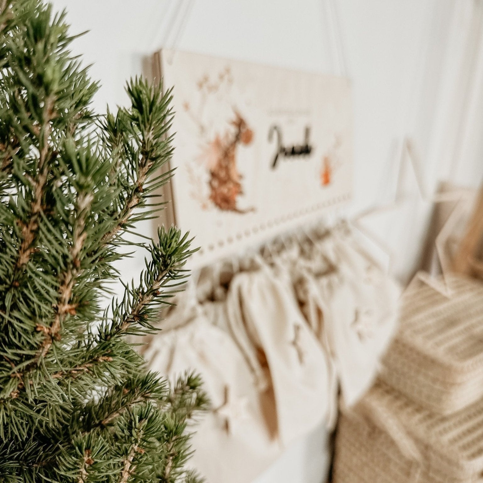Beleuchteter Adventskalender Personalisiert "Drache" Aquarell, Adventskalender zum Befüllen, Weihnachtsgeschenke Kinder Geschenke für Kind - lyllevenn-store