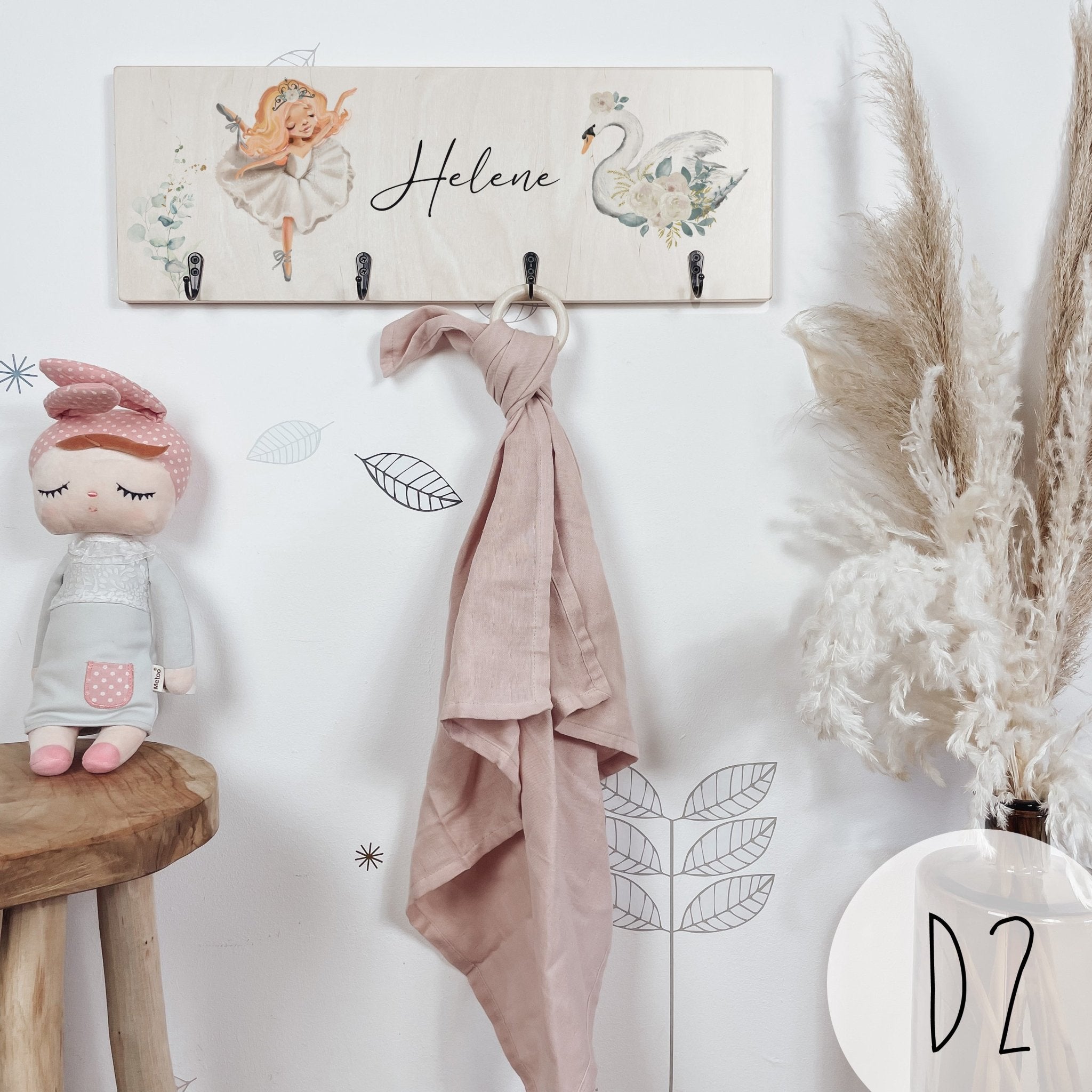 Garderobe | Kindergarderobe | Interior | Hakenleiste | personalisierbar - BALLERINA / SCHWAN - lyllevenn-store