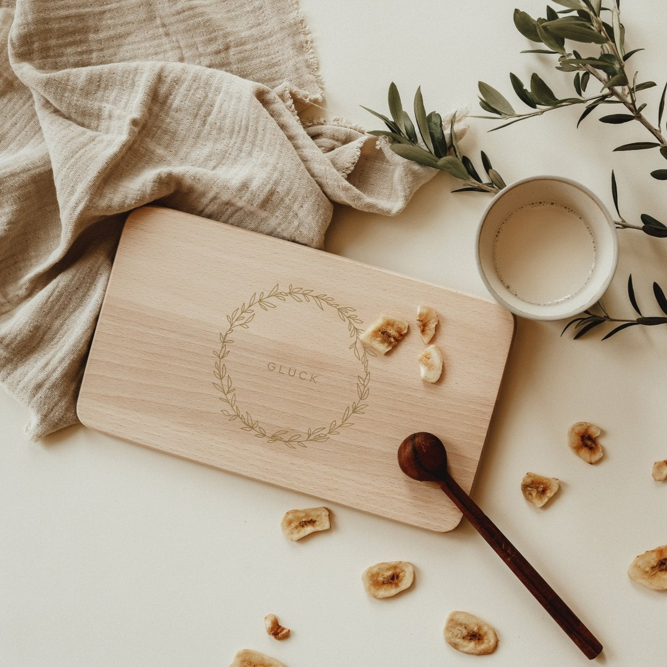 Holzbrettchen als Geschenk | Frühstücksbrett | scandinavian Home | Glück | Schneidebrett - lyllevenn-store