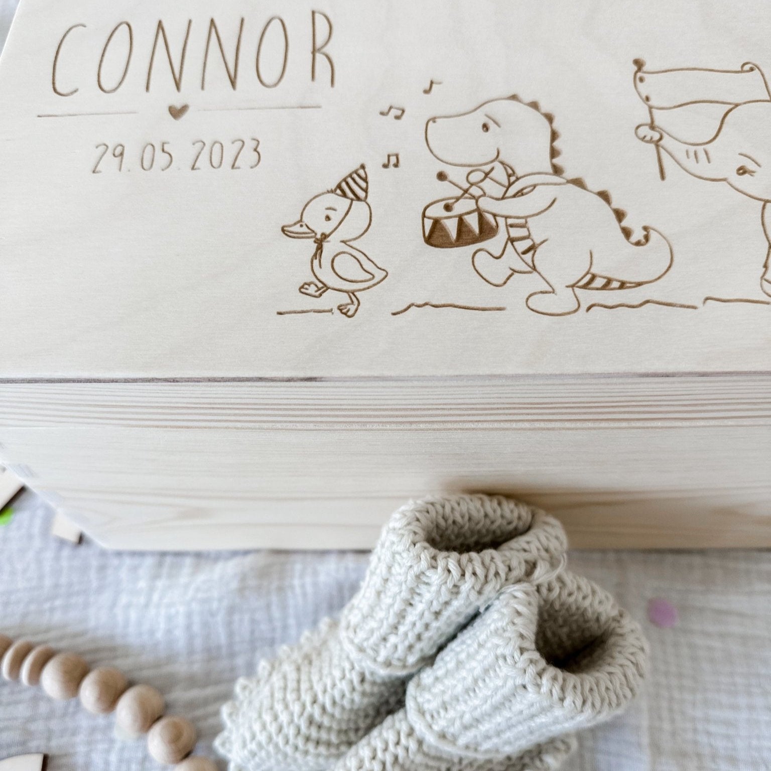 Holzkisten | TIERE | Erinnerungskisten | graviert | Erinnerungsbox - GEBURTSTAGSZUG - lyllevenn-store