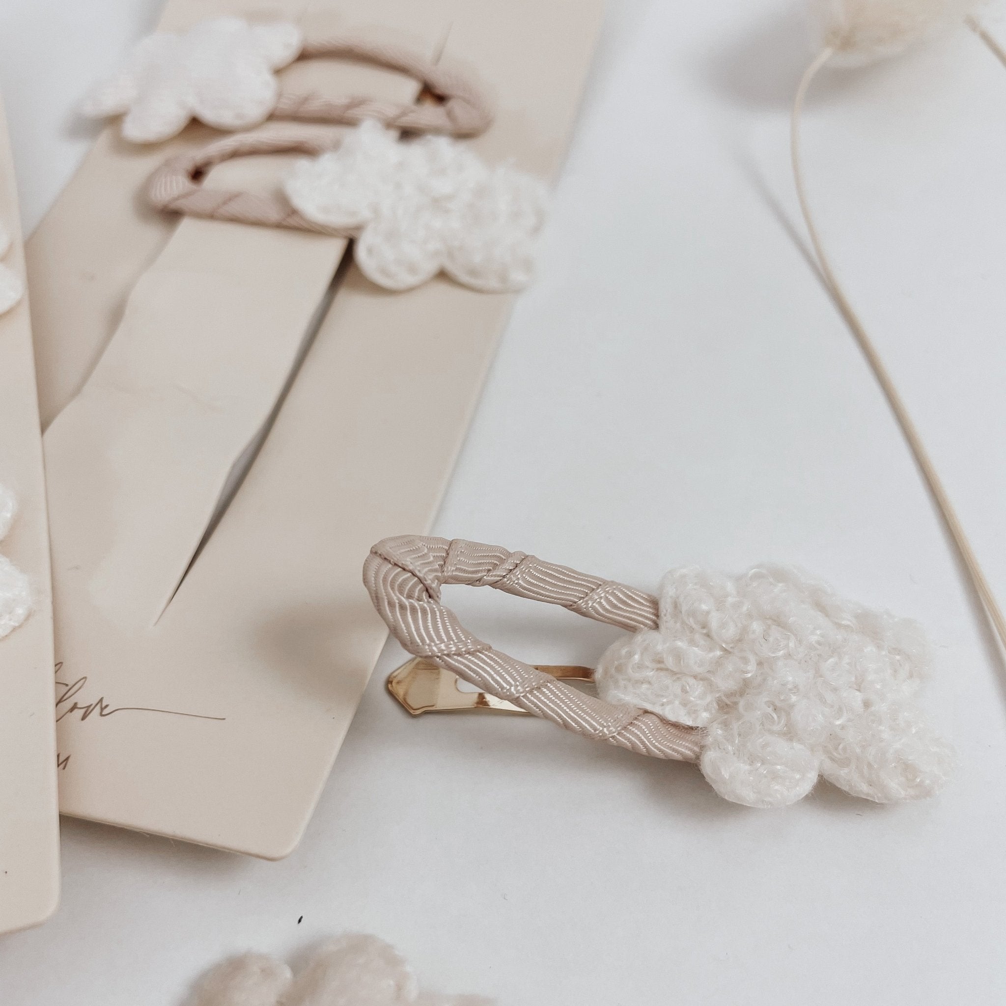 Kinder Haarspangen | Teddyplüsch | Cloud Clips - lyllevenn-store