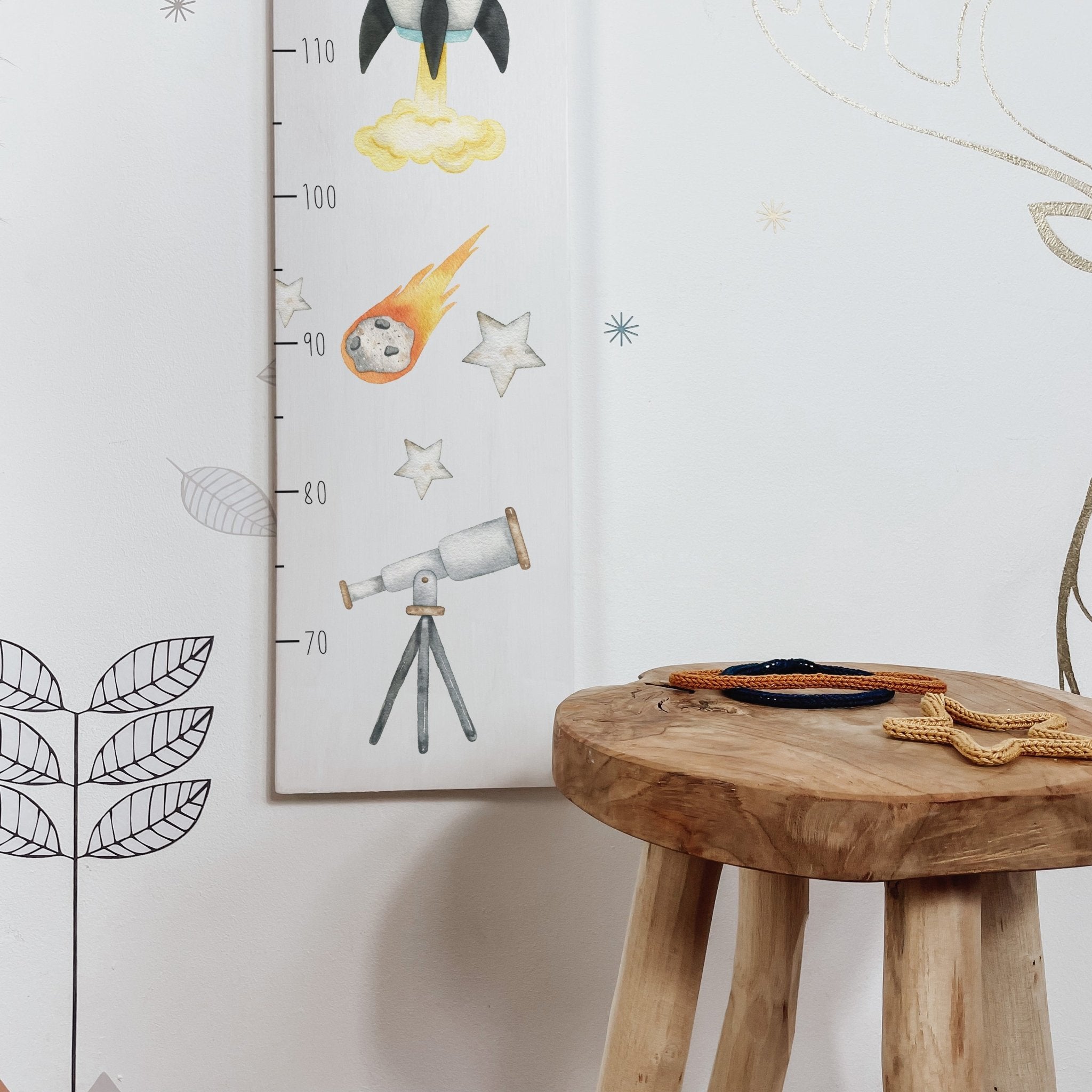 Kinder Messlatte | Holz | personalisierbar | zwei Varianten - WELTALL - lyllevenn-store
