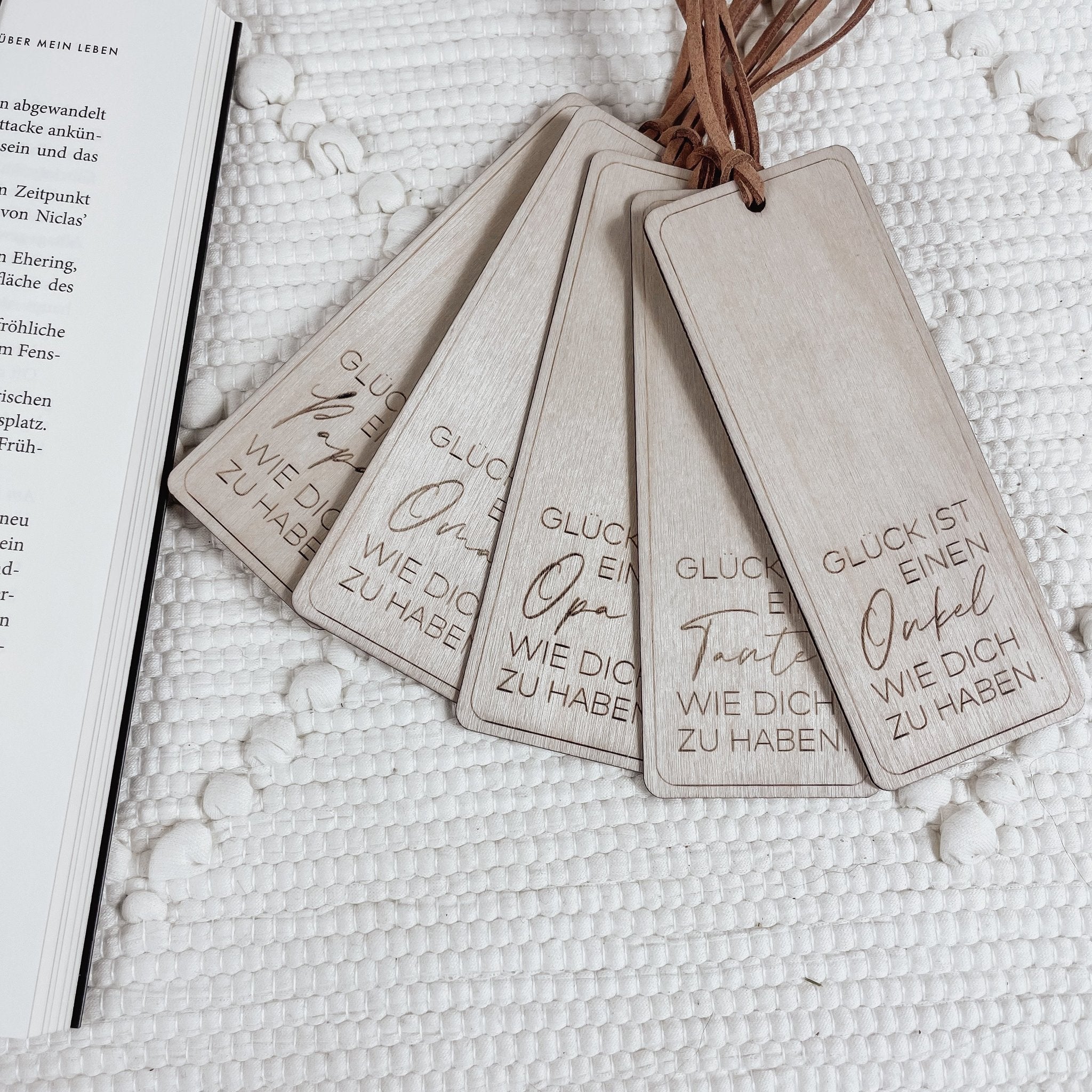 Lesezeichen aus Holz I GLÜCK IST ... - lyllevenn-store