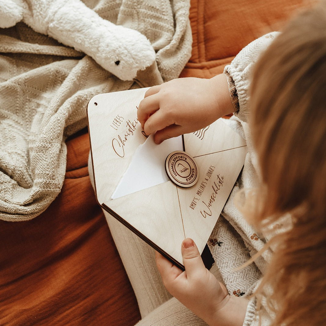 Personalisierbarer Weihnachtsbrief Holz | Wunschliste | Wunschzettel Brief ans Christkind | Brief an den Weihnachtsmann | Briefumschlag aus Holz - lyllevenn-store