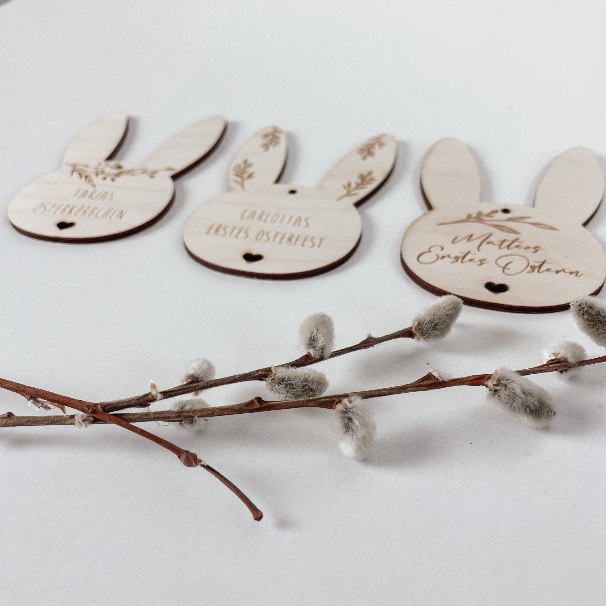 Personalisierte Osteranhänger aus Holz – Deko für Ostern - lyllevenn