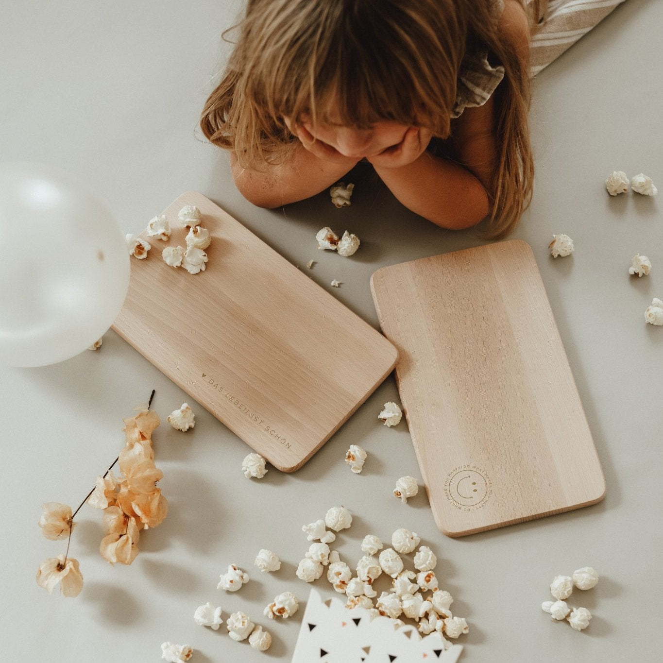 Schneidebrett als Geschenk | Frühstücksbrett | scandinavian Home | Sprüche | minimalistisch Holzbrett - lyllevenn-store