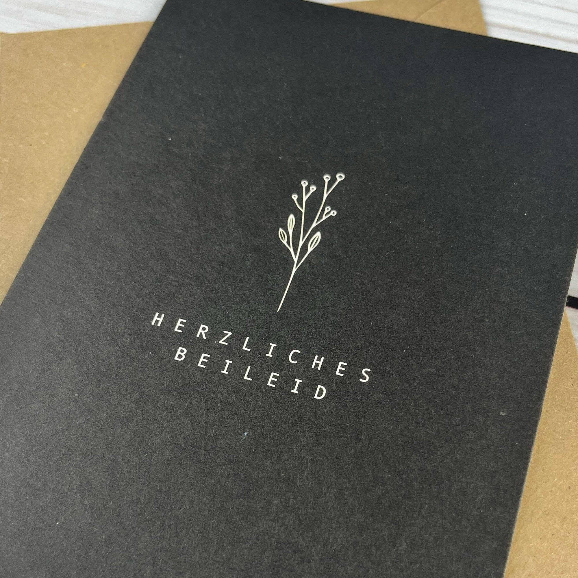 Trauerkarte – Herzliches Beileid | Nachhaltige Postkarte aus Naturkarton
