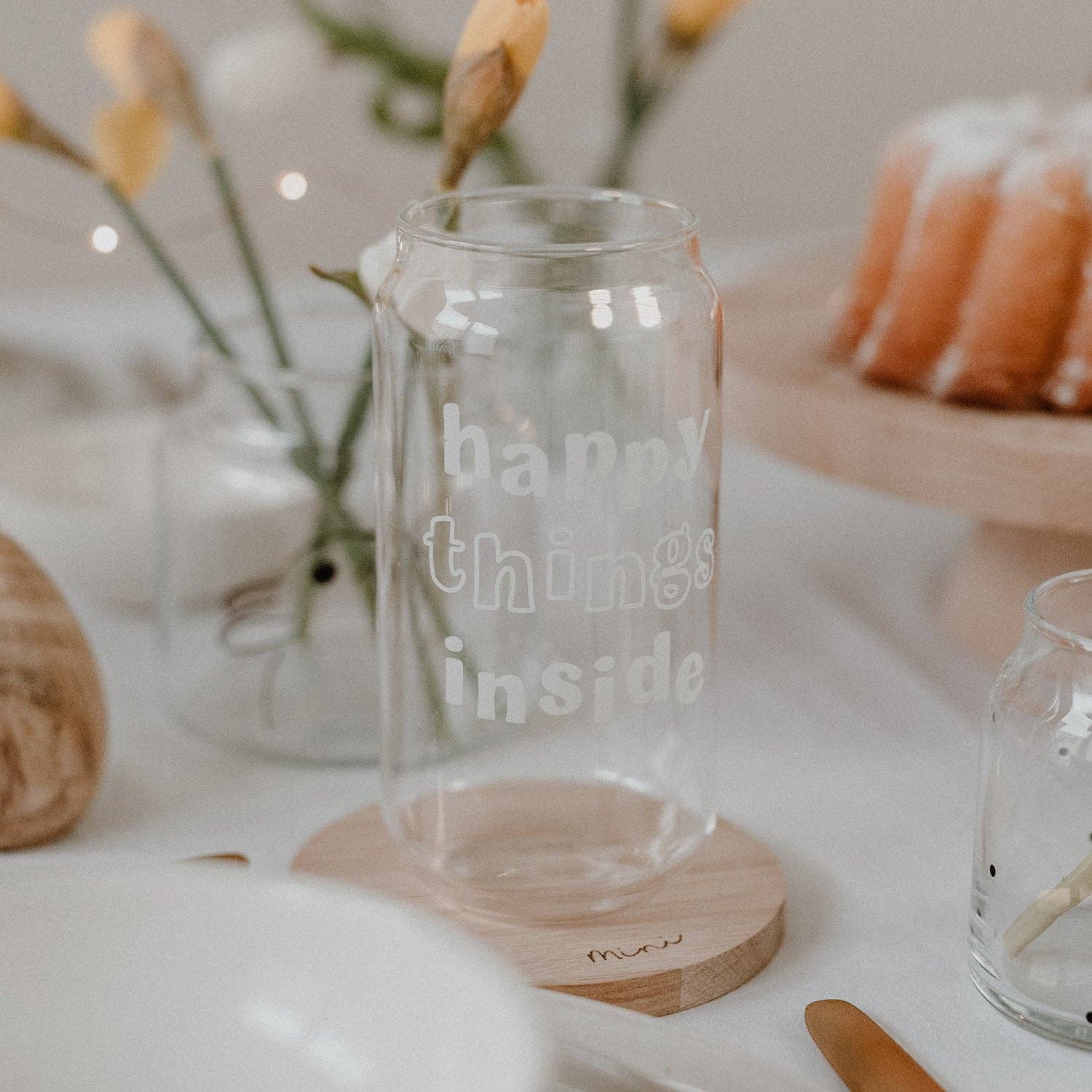 Hohes Trinkglas – Glas mit Print „Happy Things Inside“