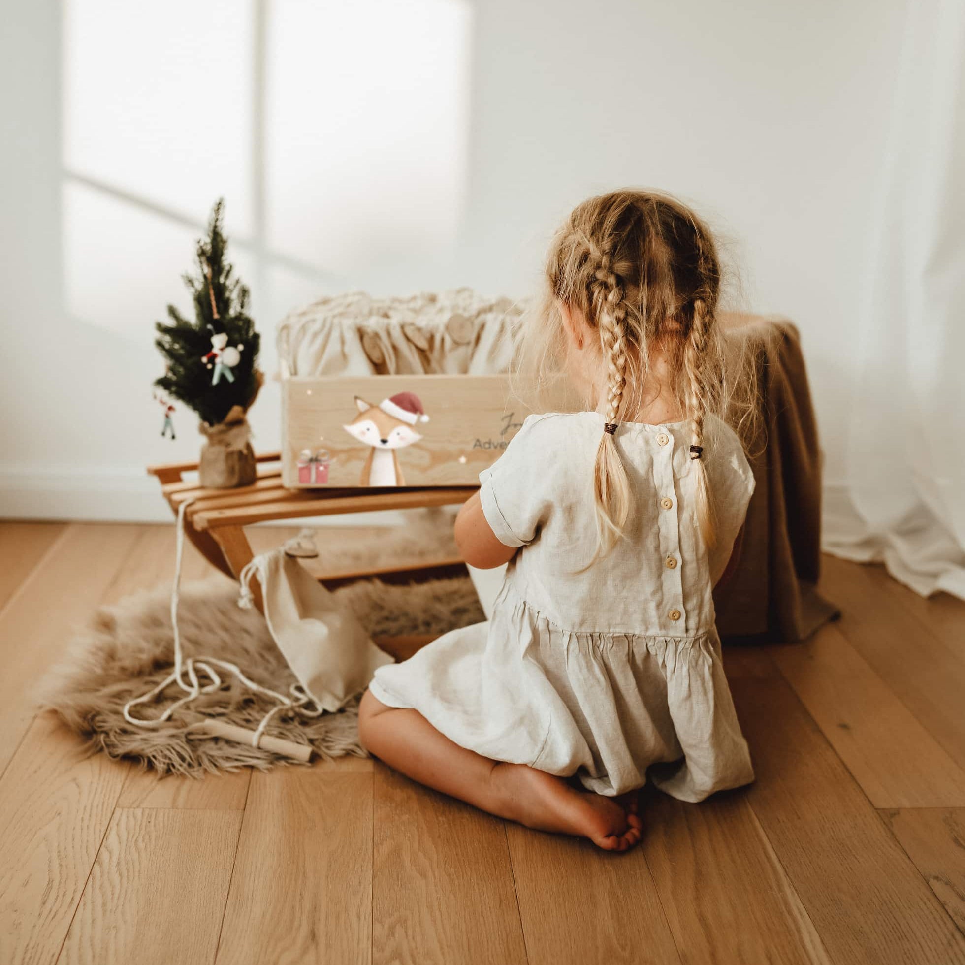Personalisierter Adventskalender aus Holz – mit liebevollen Waldtier-Motiven