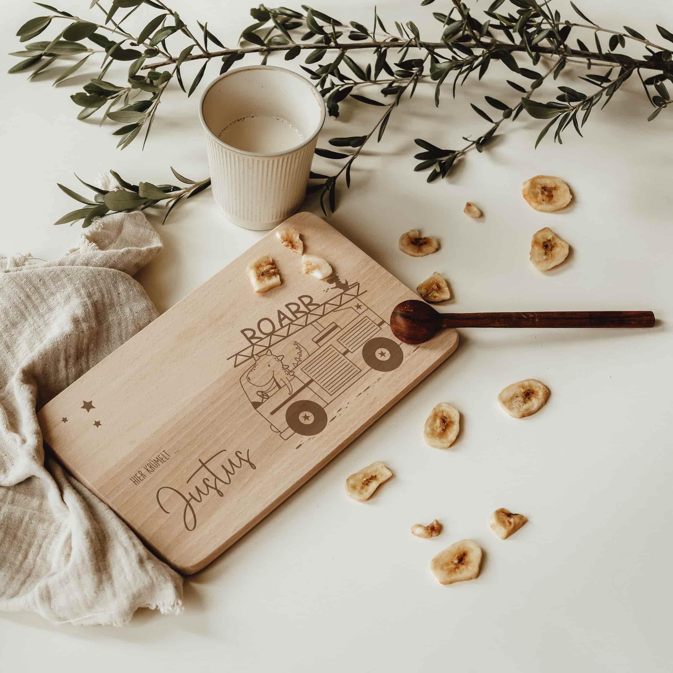 Personalisiertes Frühstücksbrettchen - Feuerwehrauto