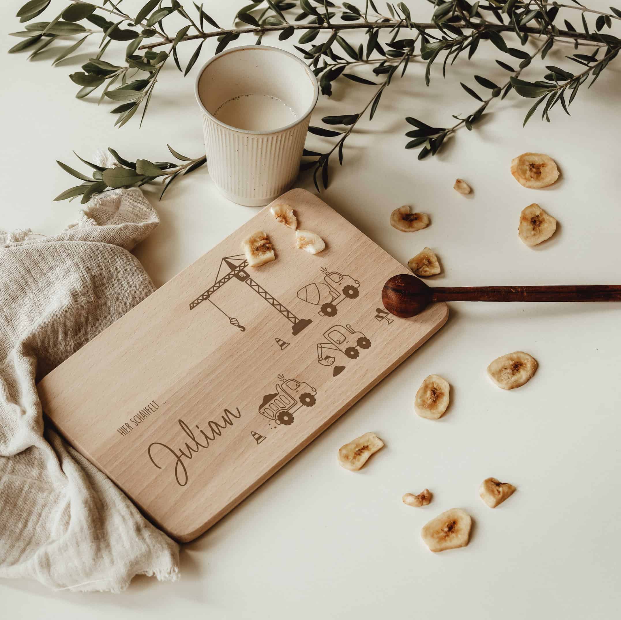 Personalisiertes Frühstücksbrettchen - Bagger & Baustelle