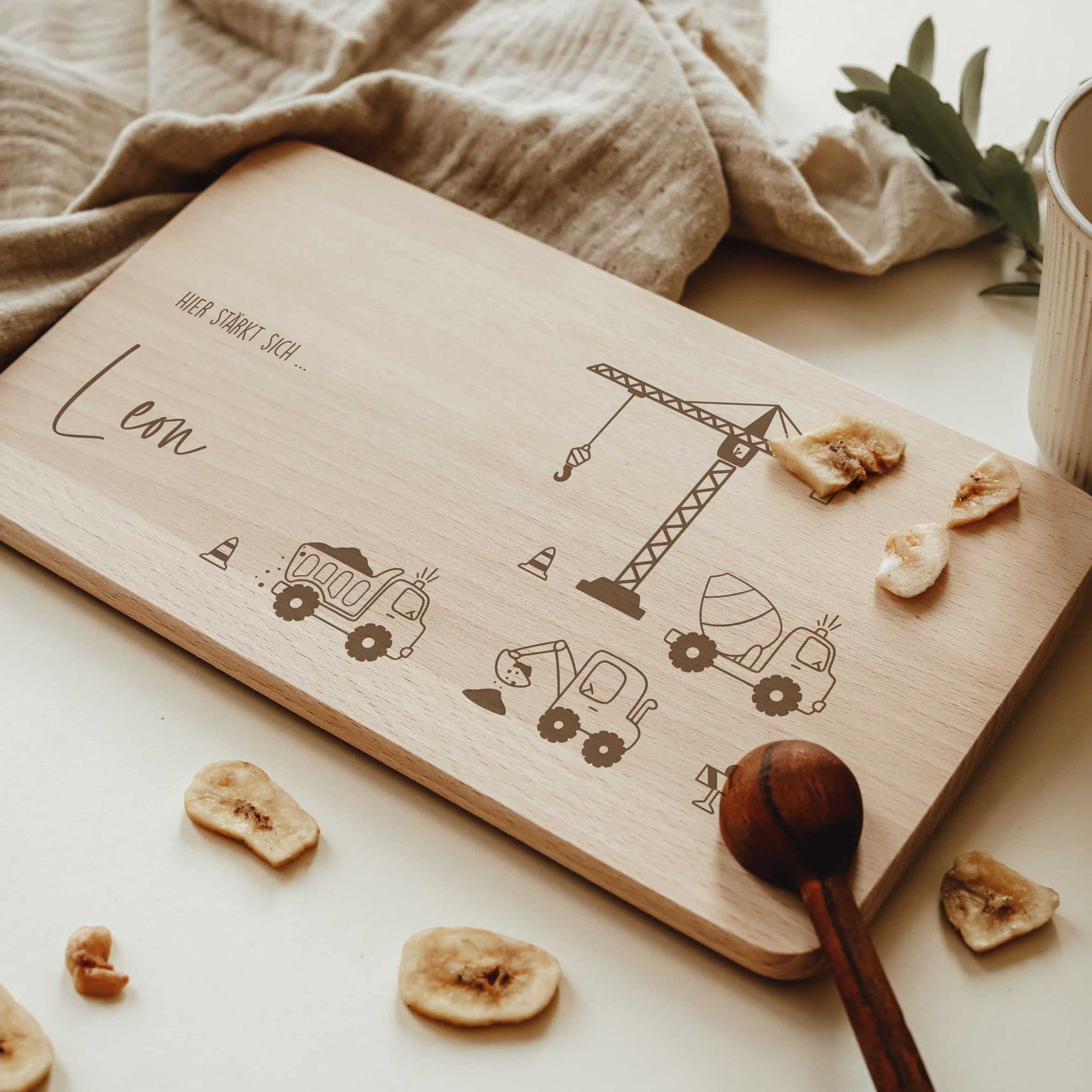 Personalisiertes Frühstücksbrettchen - Bagger & Baustelle